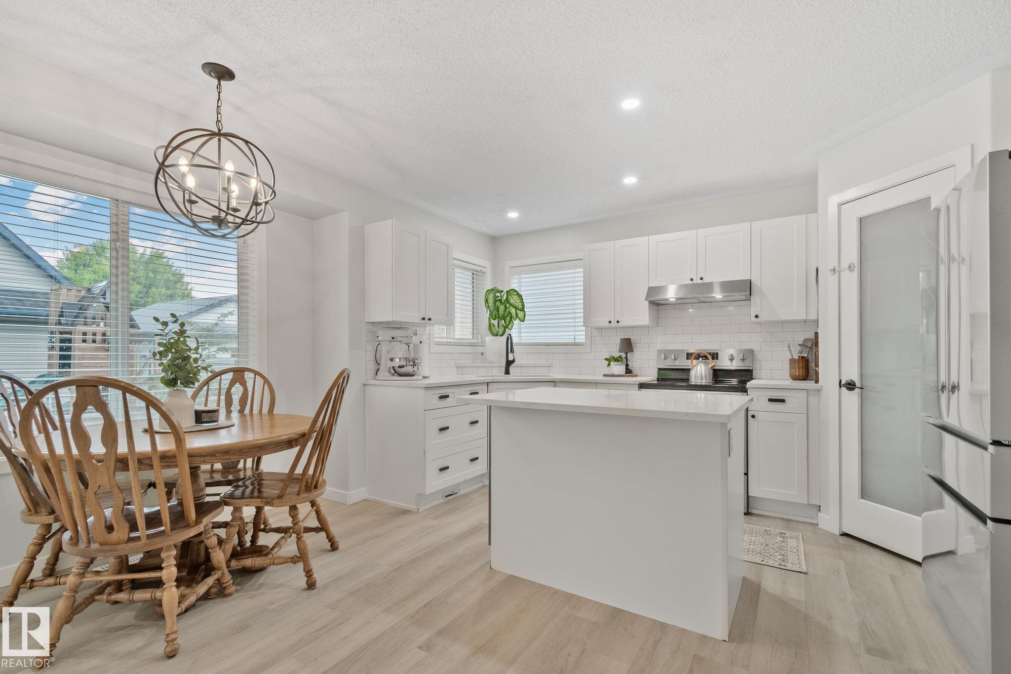Photo 8 at 1604 Tompkins Place NW, Terwillegar Towne, Edmonton