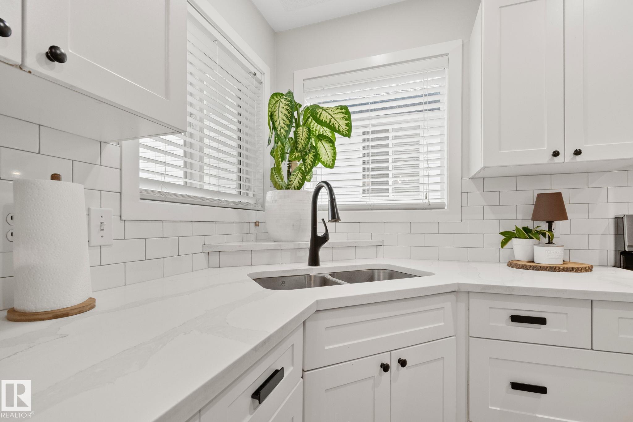 Photo 10 at 1604 Tompkins Place NW, Terwillegar Towne, Edmonton
