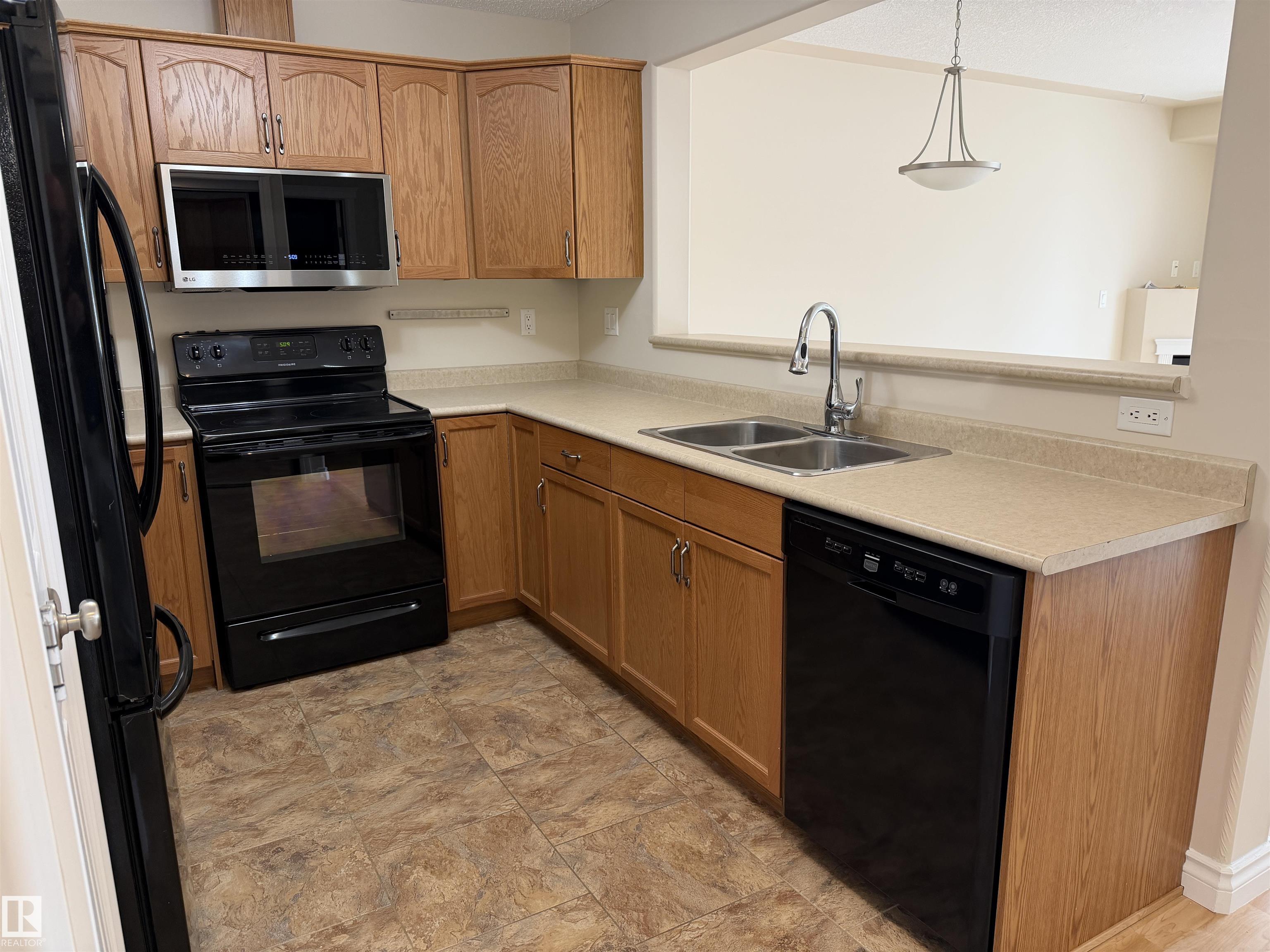 Photo 9 at 118 - 7801 Golf Course Road, High Park, Stony Plain