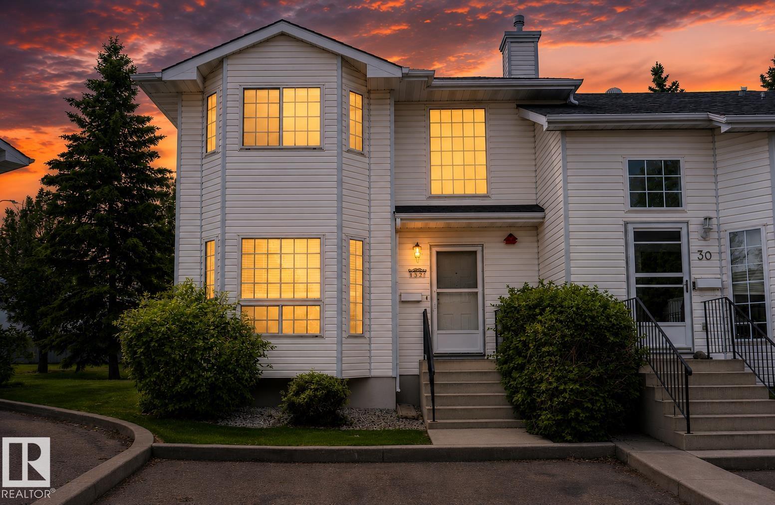 32 - 3311 58 Street NW, Tawa, Edmonton