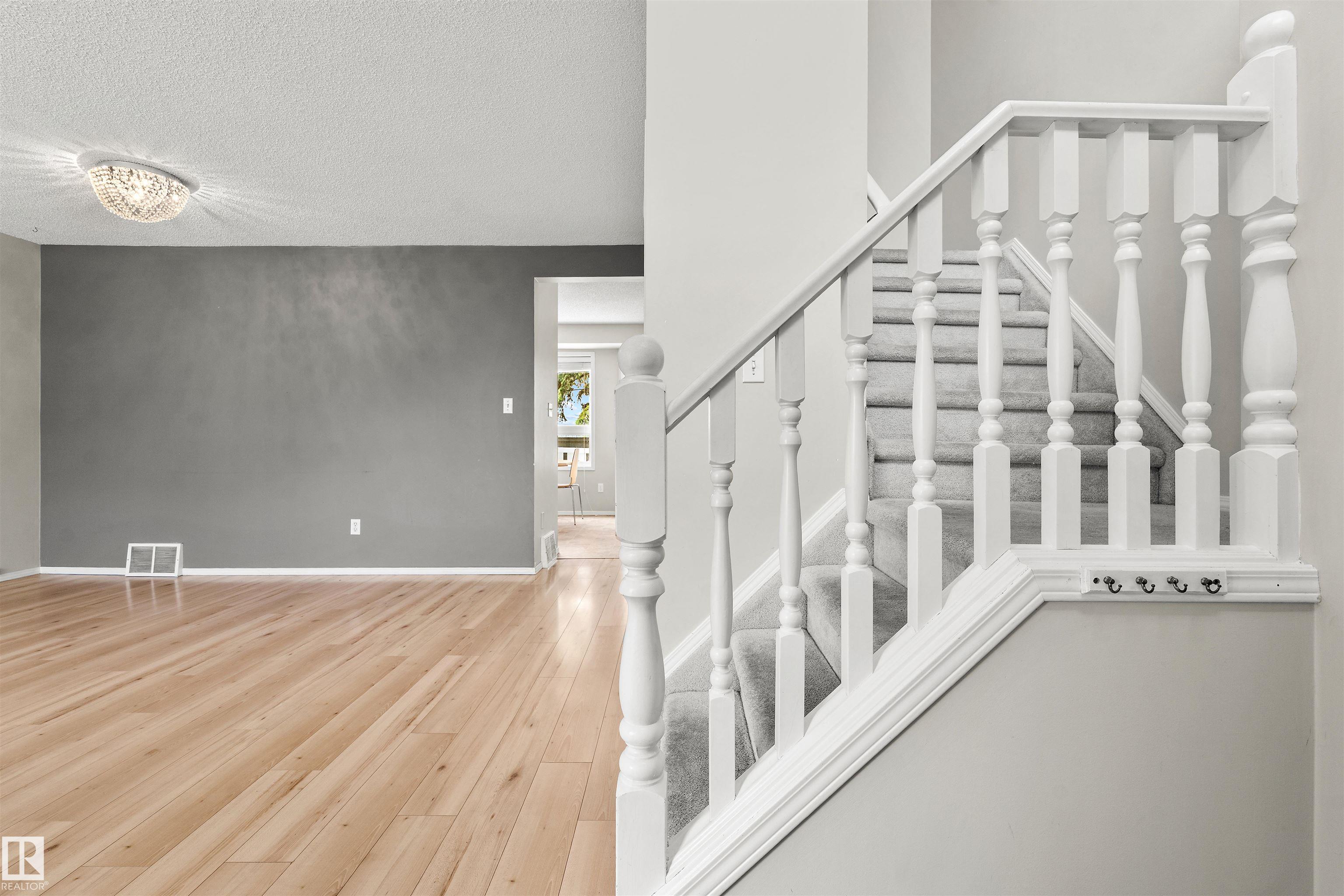 32 - 3311 58 Street NW, Tawa, Edmonton