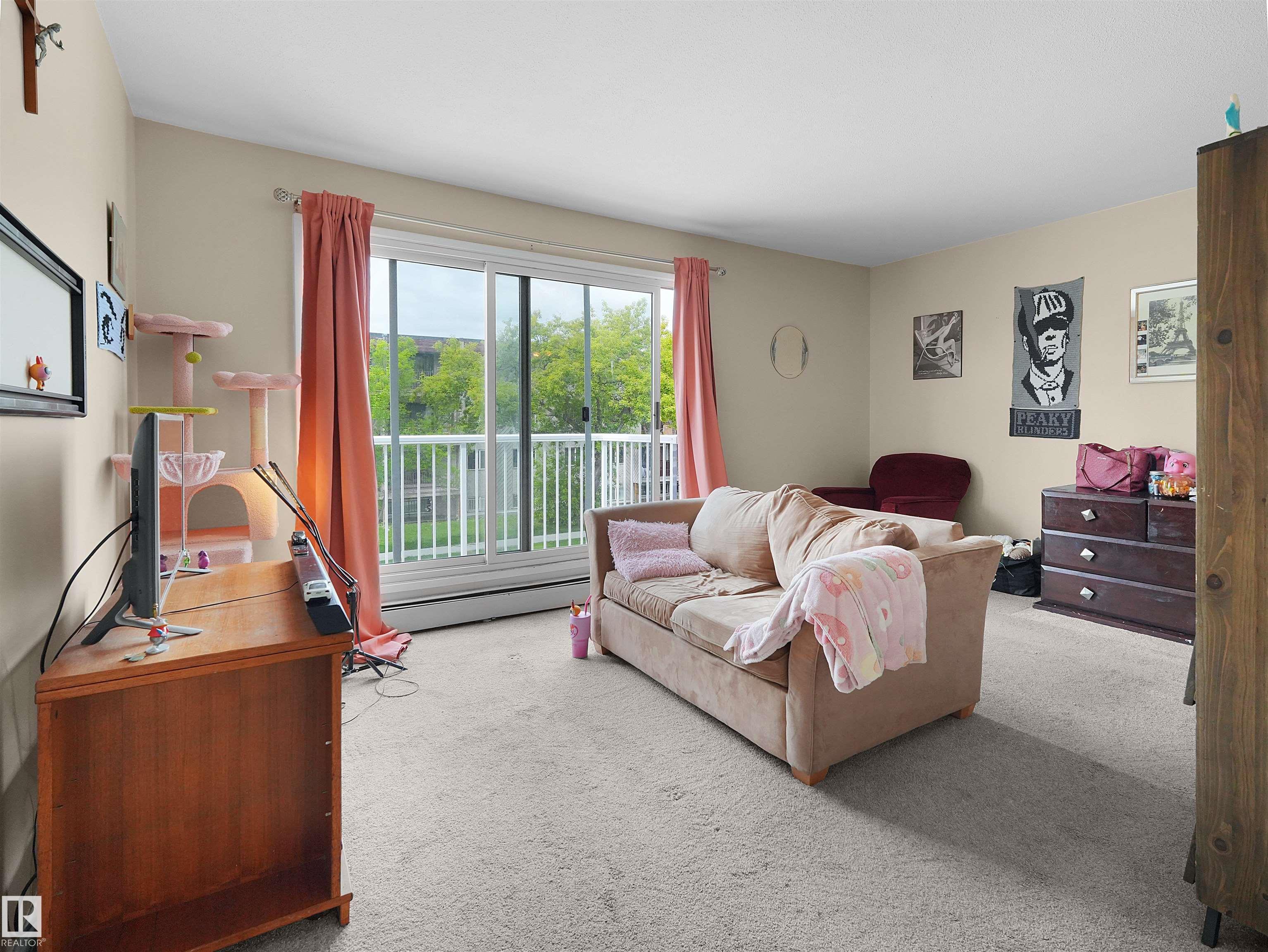 Photo 15 at 304 - 9120 106 Avenue NW, Boyle Street, Edmonton