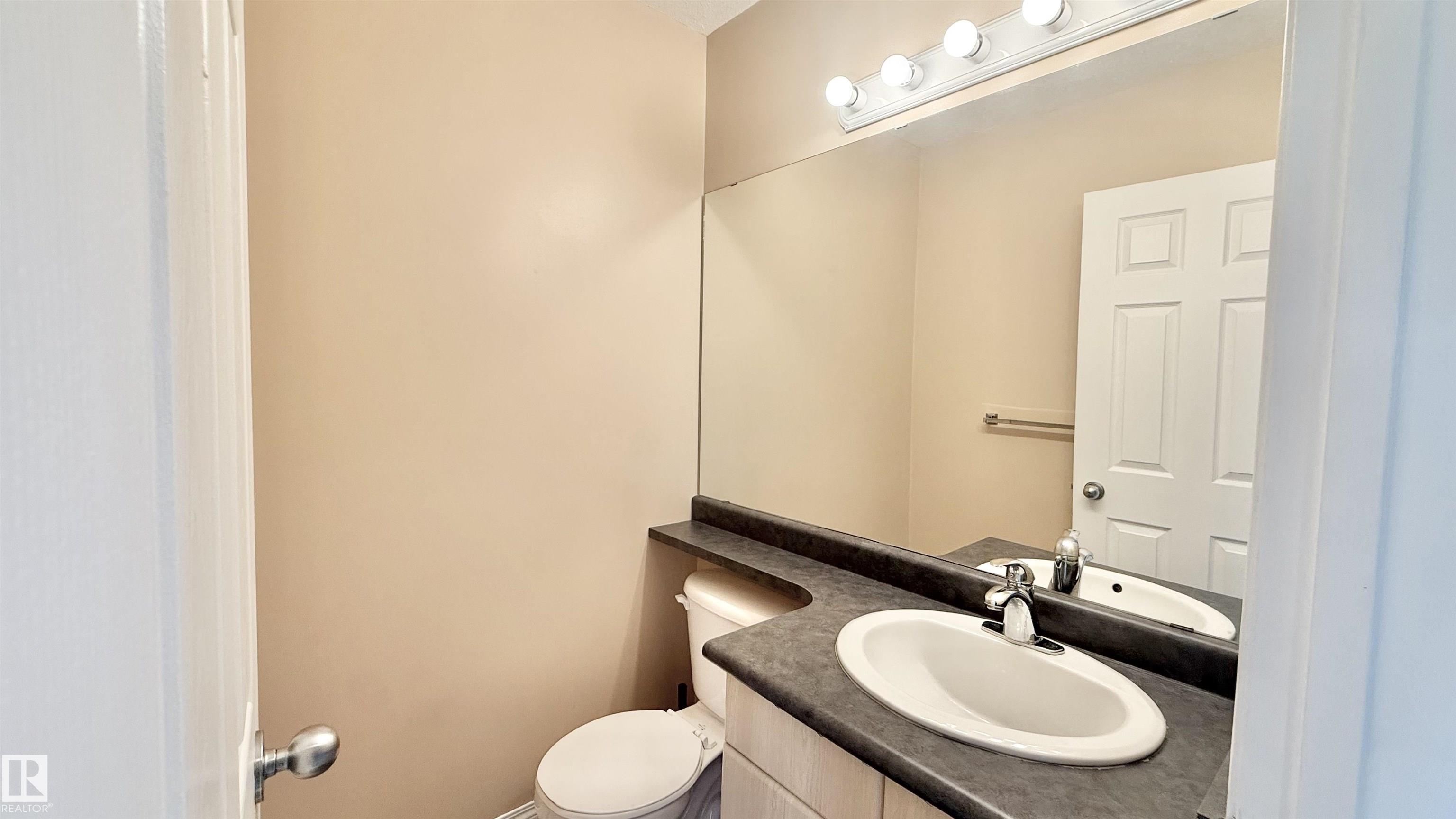 Photo 13 at 9 - 225 Blackburn Drive E SW, Blackburne, Edmonton
