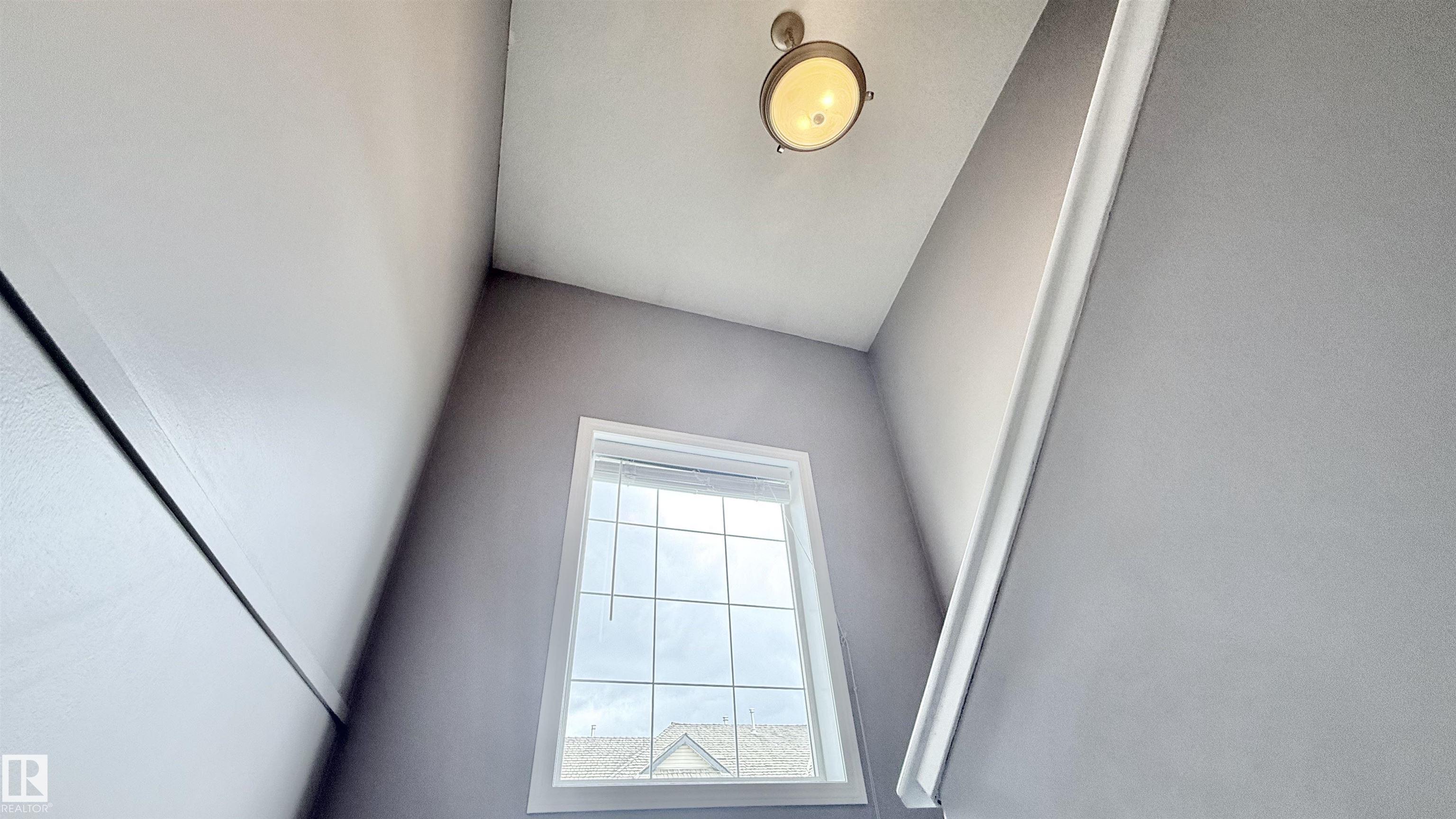 Photo 16 at 9 - 225 Blackburn Drive E SW, Blackburne, Edmonton