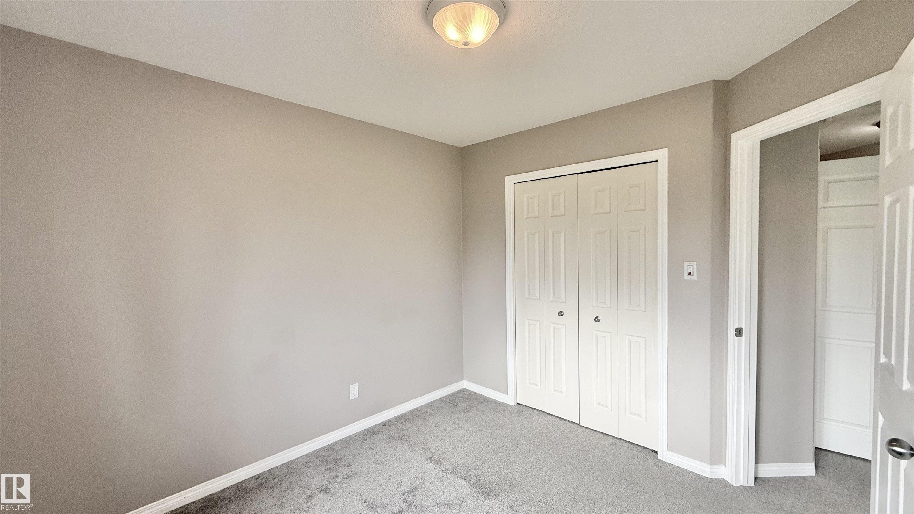 Photo 21 at 9 - 225 Blackburn Drive E SW, Blackburne, Edmonton