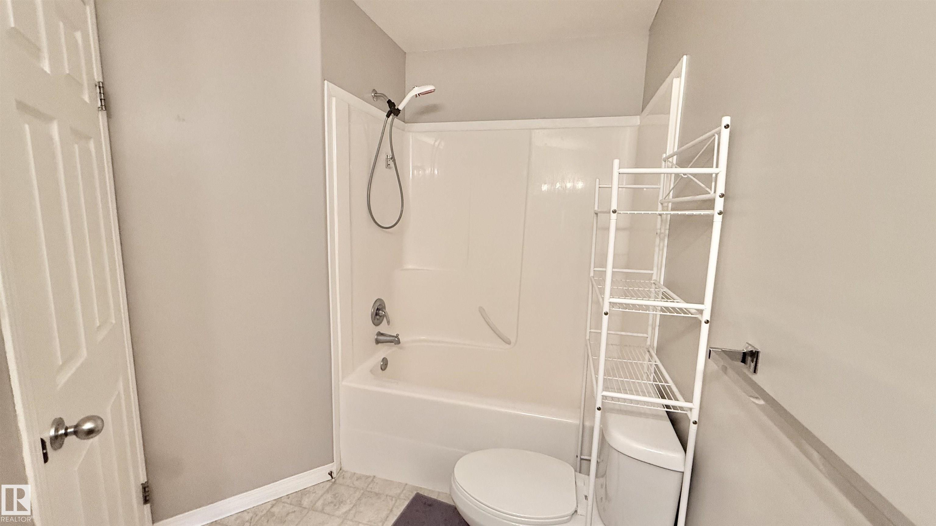 Photo 25 at 9 - 225 Blackburn Drive E SW, Blackburne, Edmonton