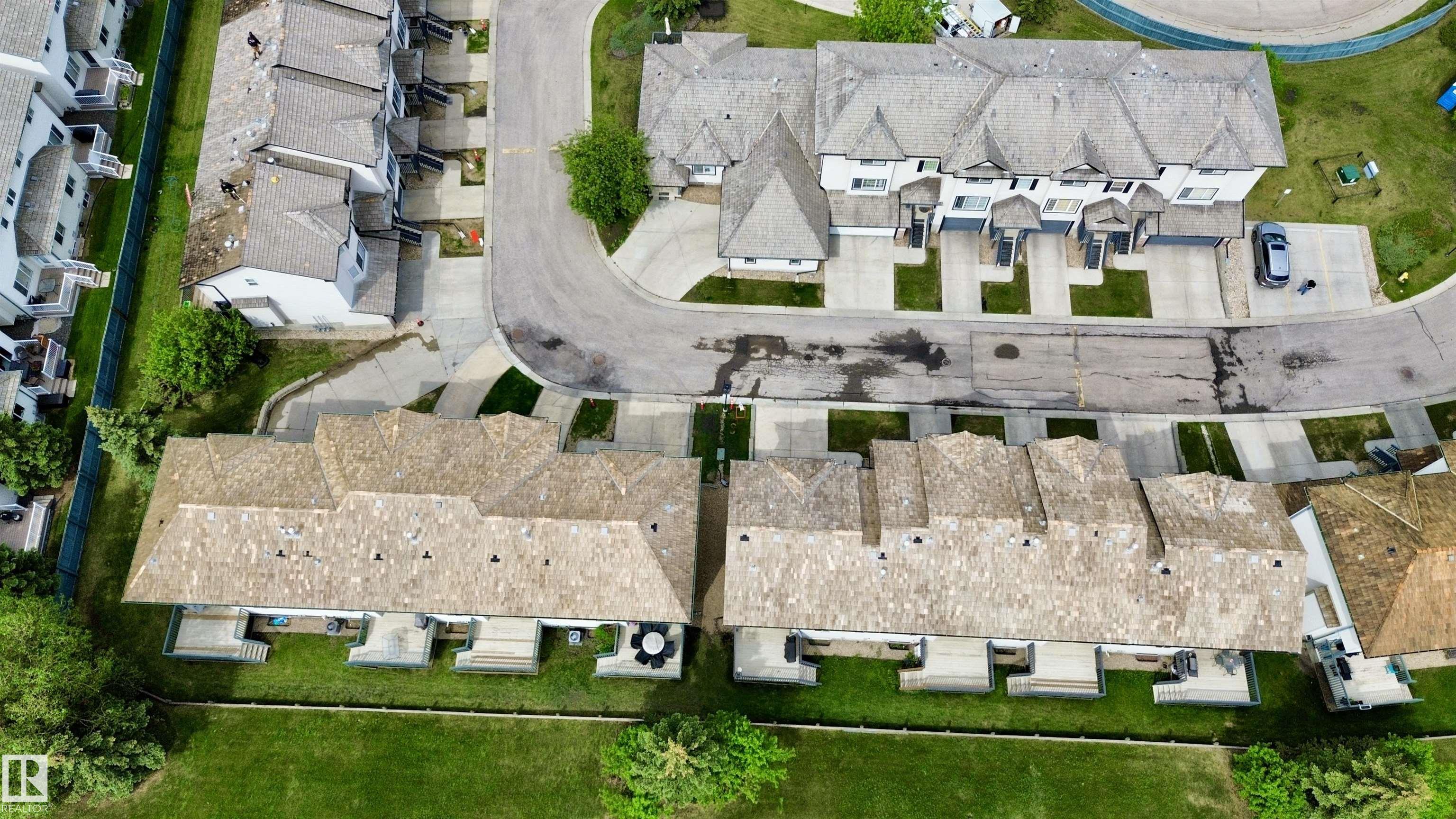 Photo 39 at 9 - 225 Blackburn Drive E SW, Blackburne, Edmonton