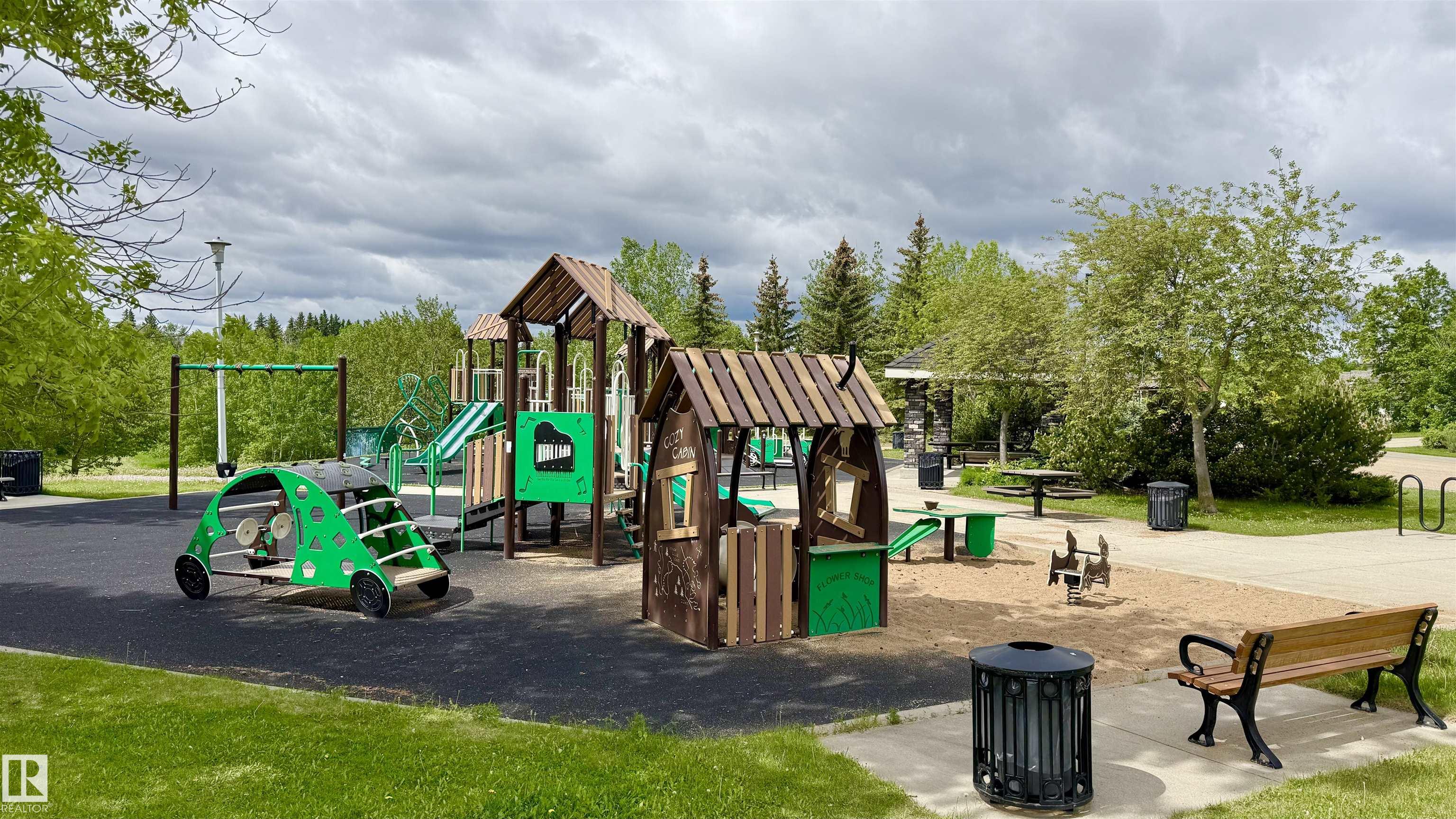 Photo 43 at 9 - 225 Blackburn Drive E SW, Blackburne, Edmonton