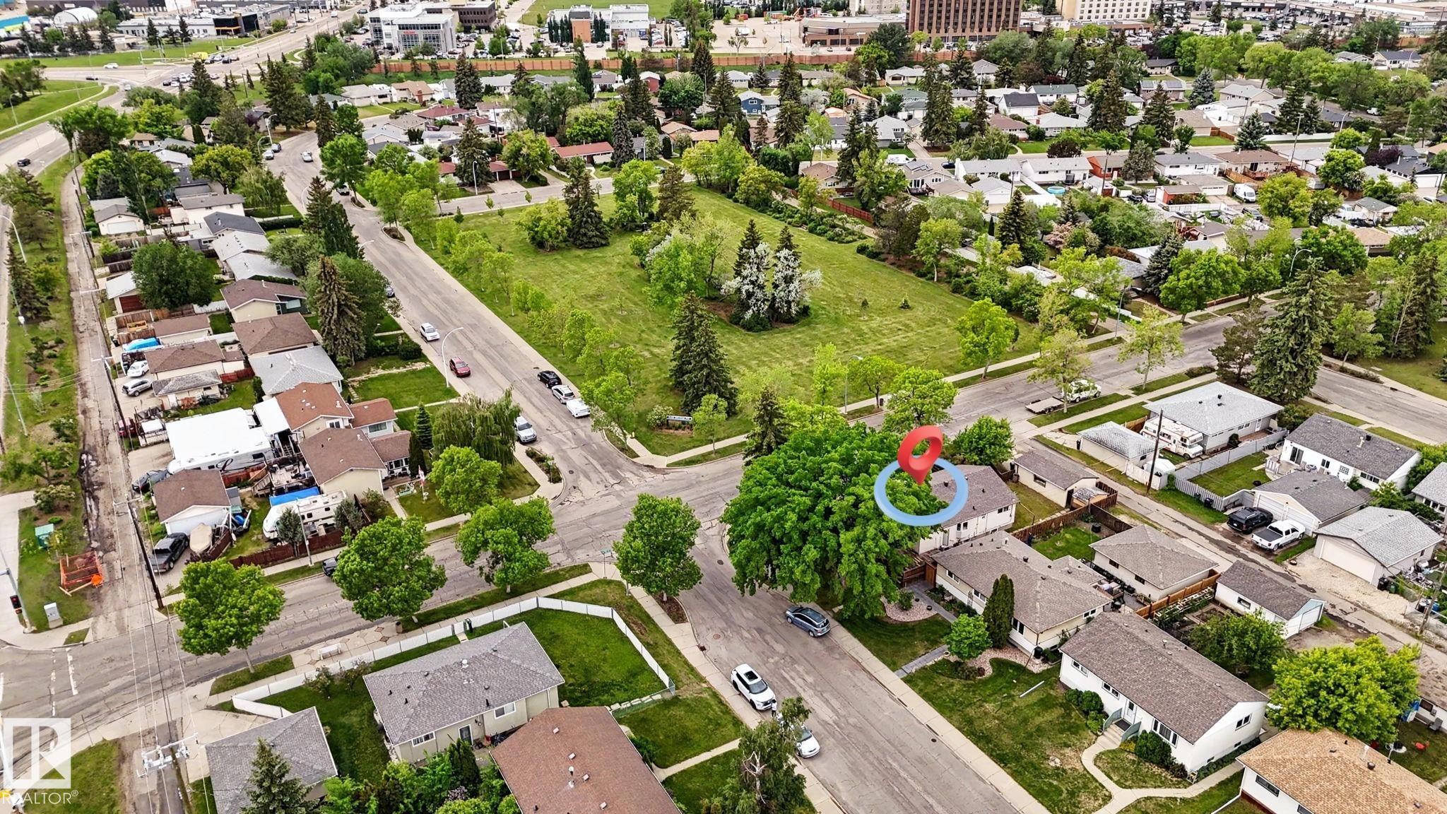 Photo 32 at 10731 163 Street NW, Mayfield, Edmonton