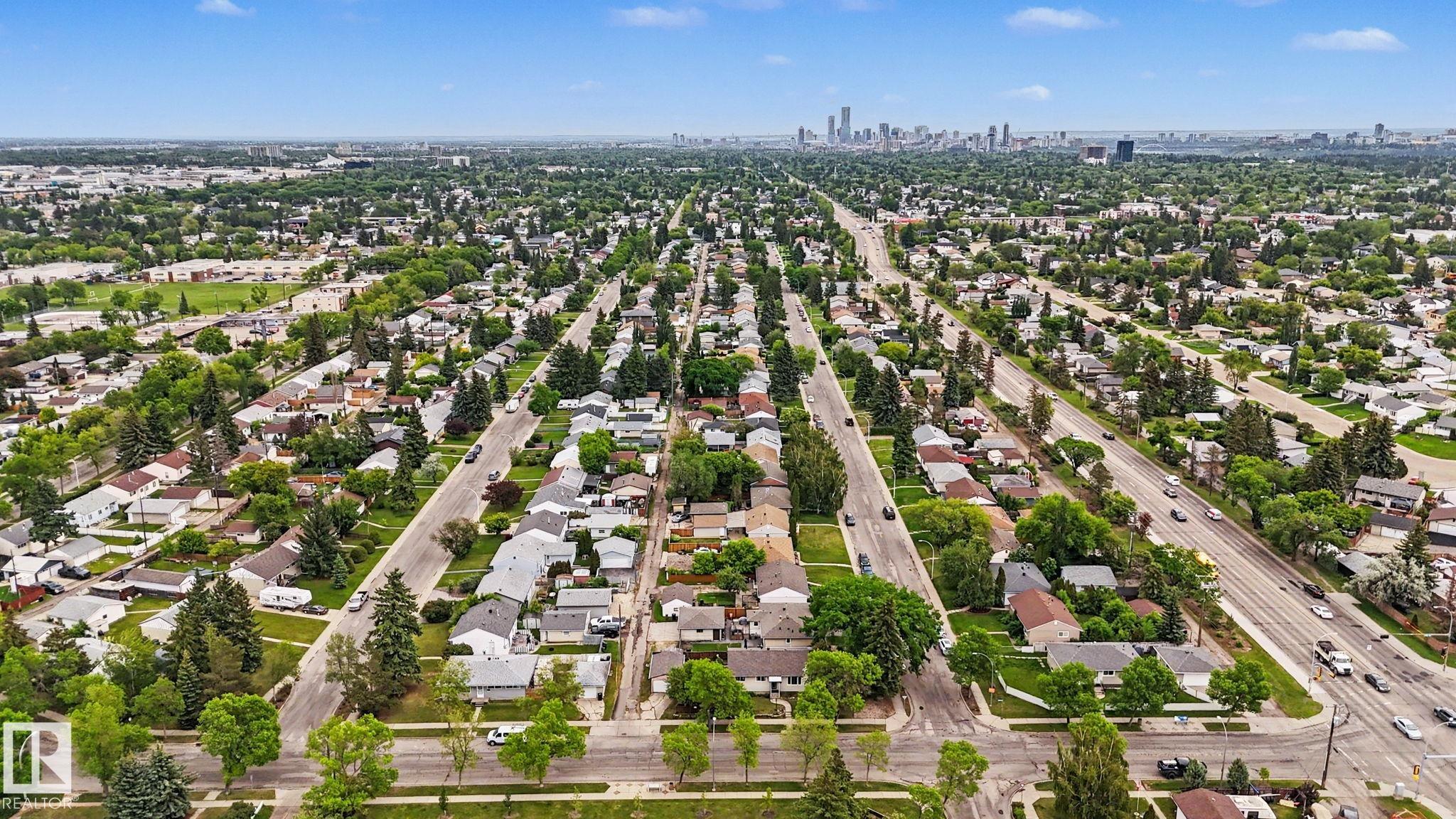 Photo 34 at 10731 163 Street NW, Mayfield, Edmonton