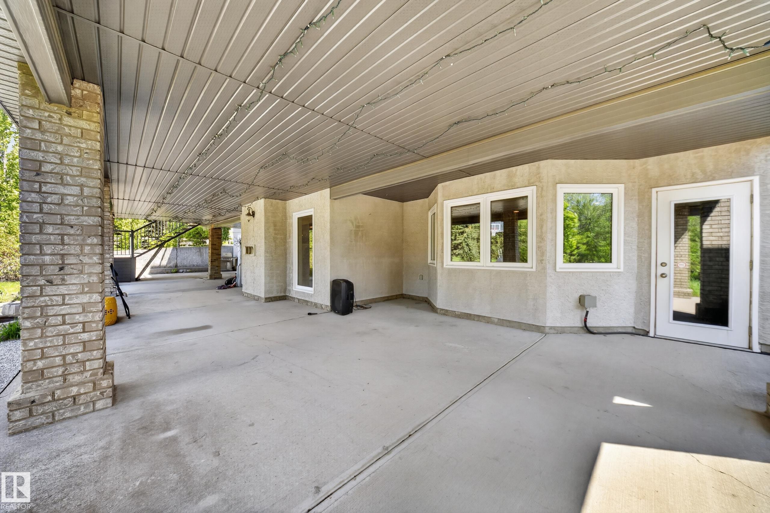 Photo 8 at 50 - 52216 Rge Road 233, Victorian Park Estates, Rural Strathcona County
