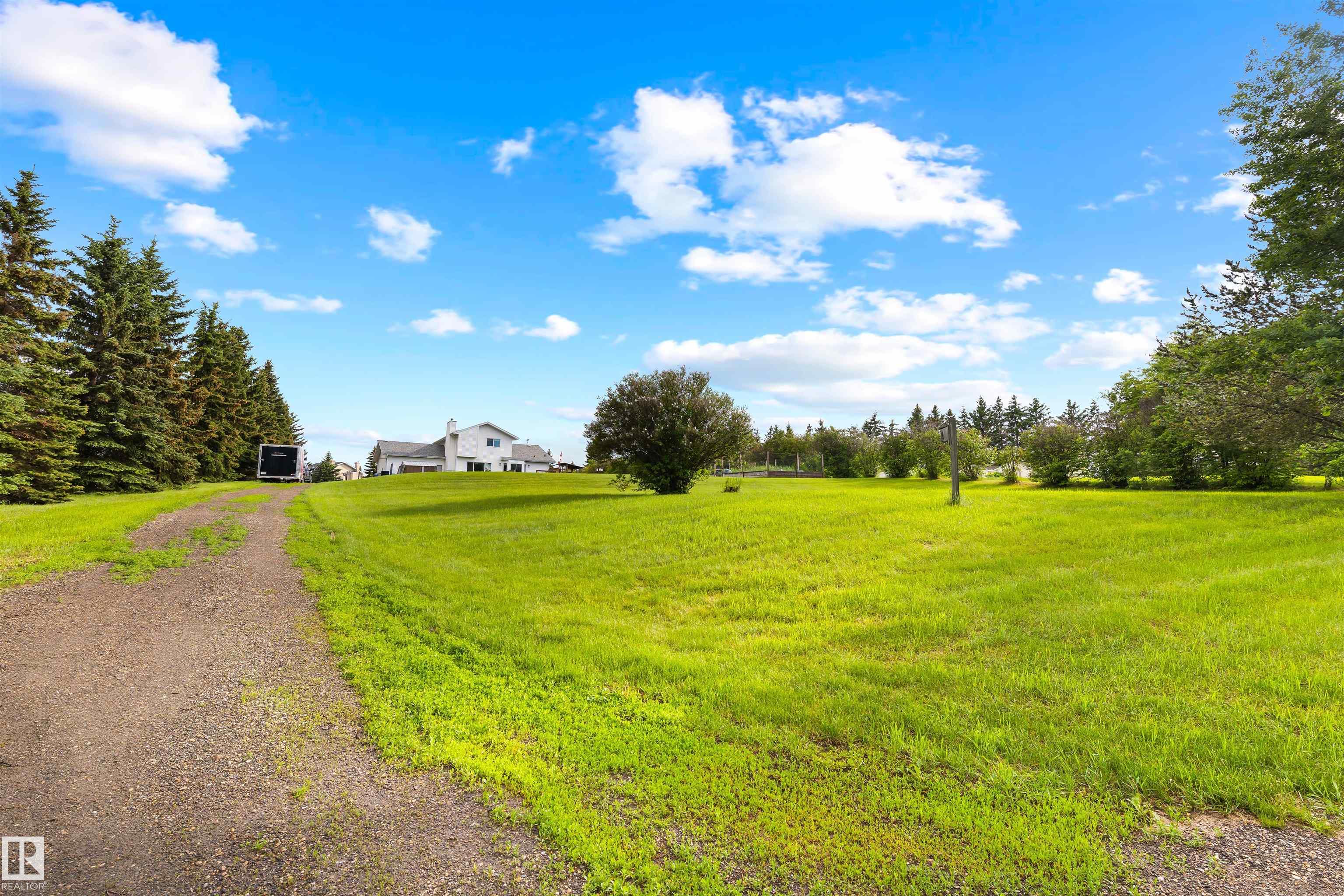 Photo 56 at 39 - 55319 Rge Road 223, Riverside Park, Rural Sturgeon County