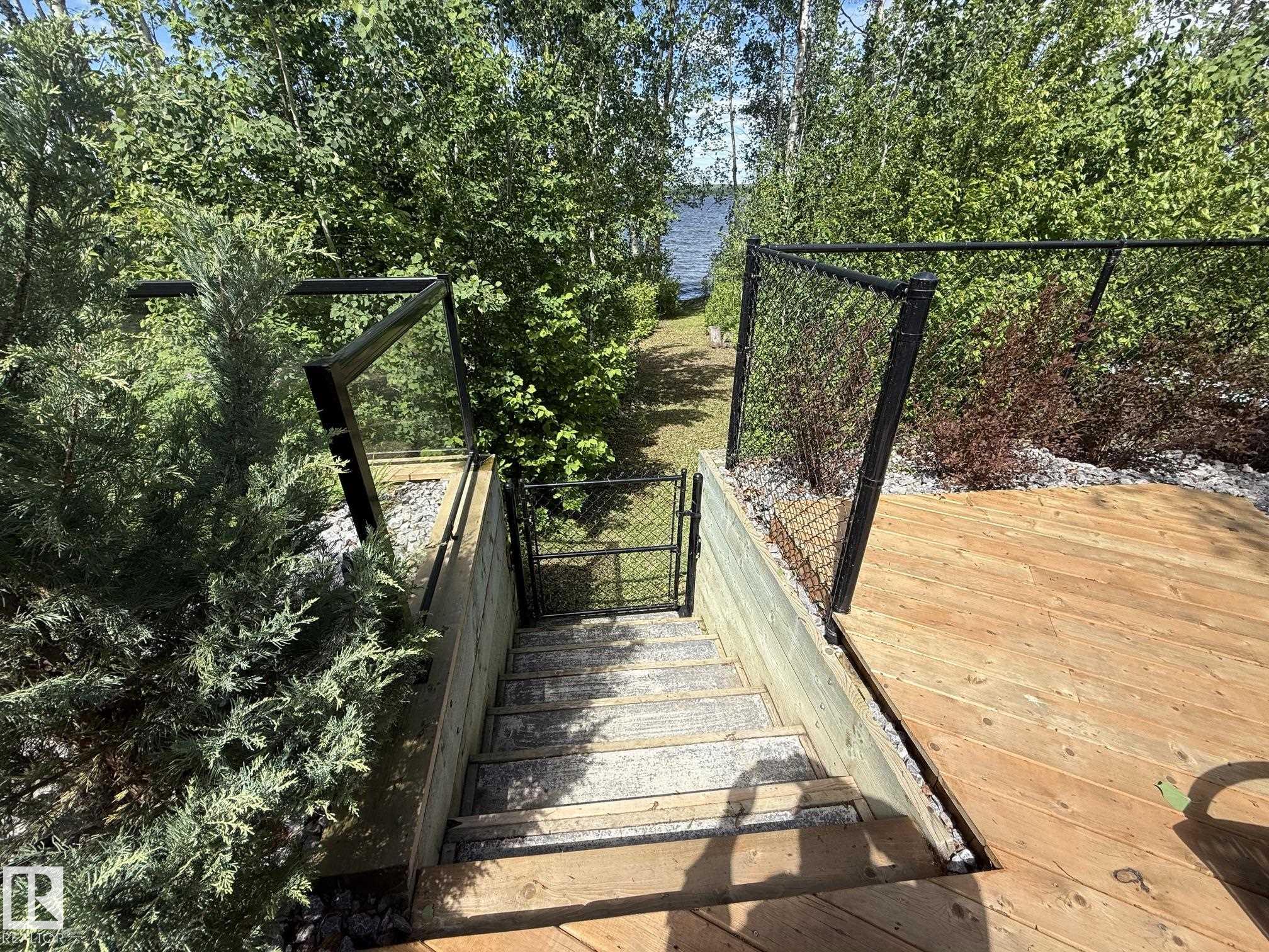 Photo 33 at 1 - 53509 Rge Road 60, Sunset Shores, Rural Parkland County