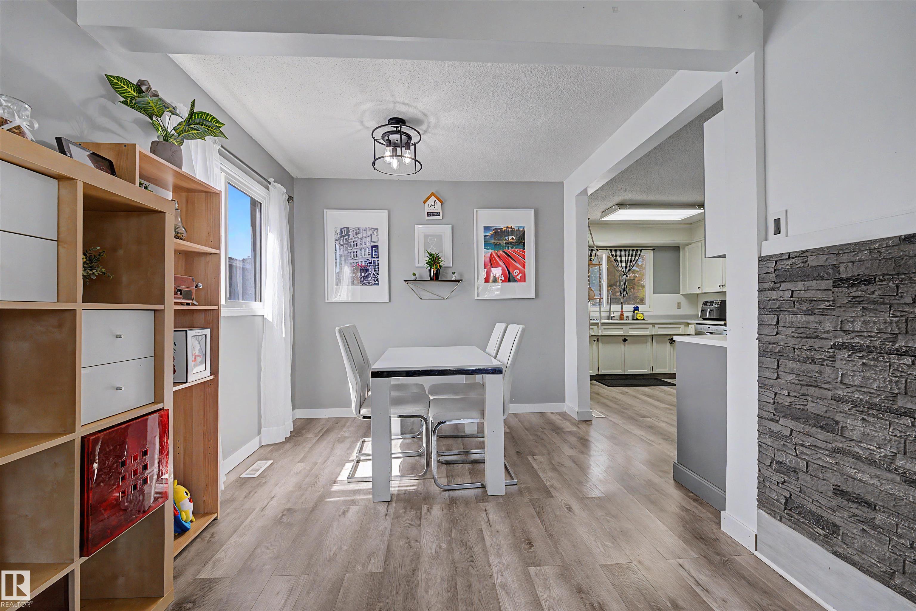 Photo 11 at 16608 109 Street NW, Lorelei, Edmonton