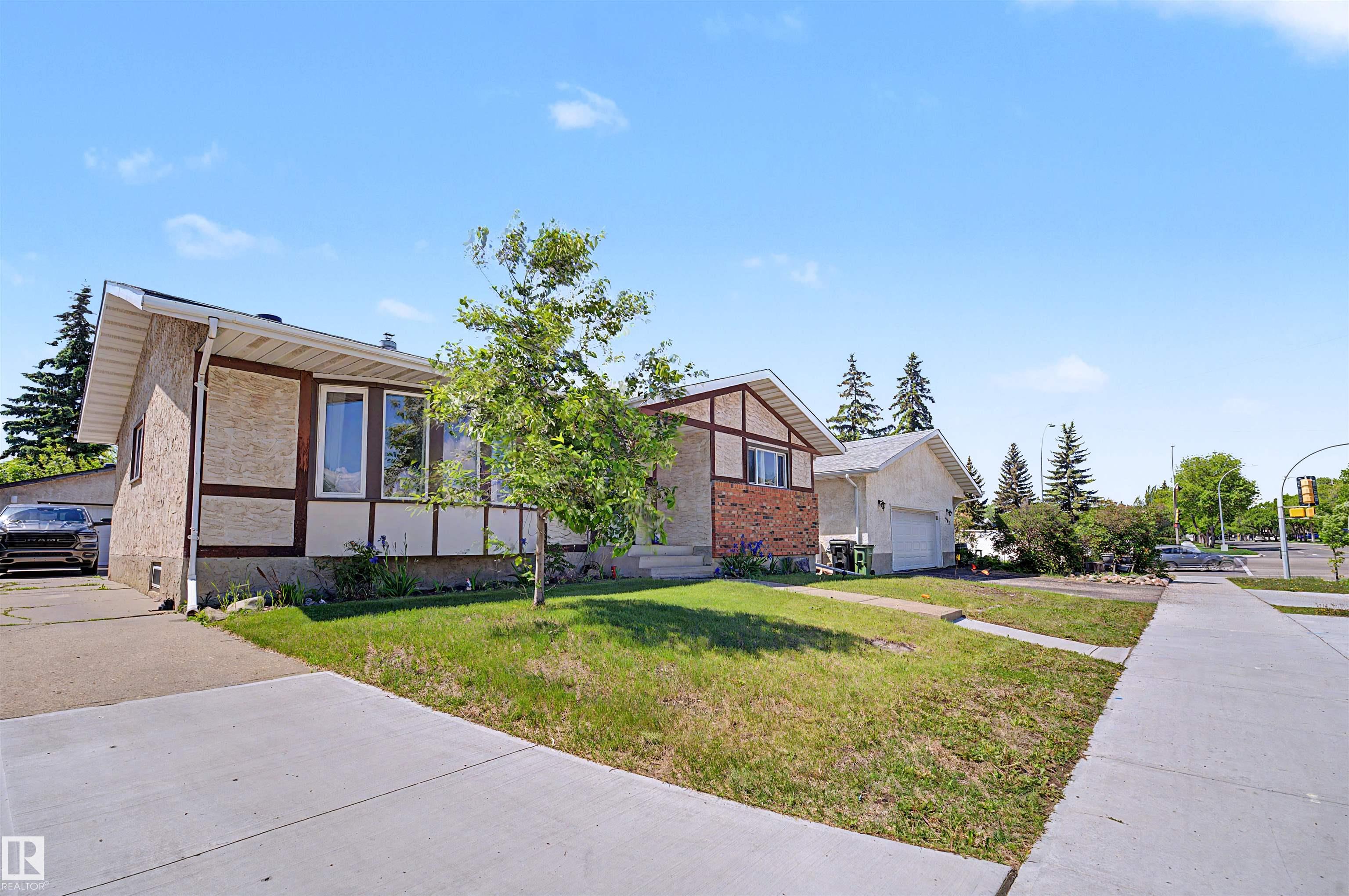 16608 109 Street NW, Lorelei, Edmonton