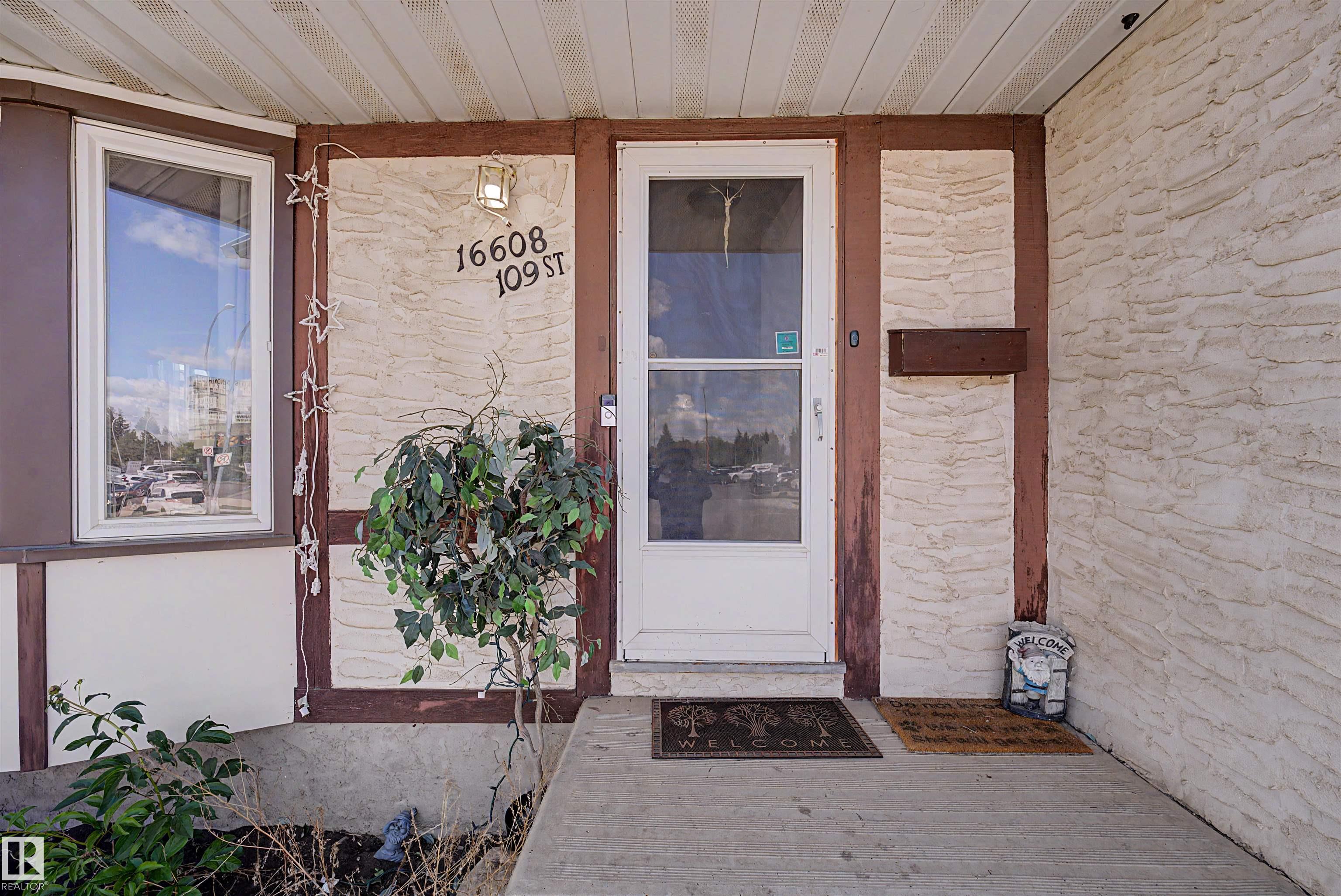 16608 109 Street NW, Lorelei, Edmonton