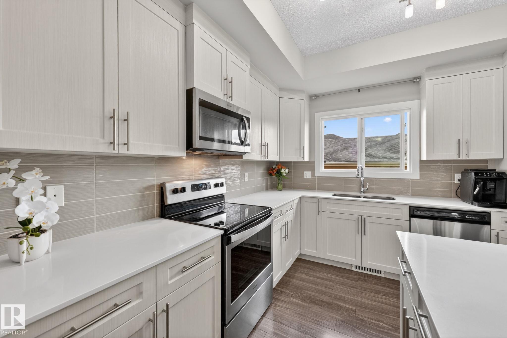 Photo 18 at 165 Robinson Drive, Robinson, Leduc