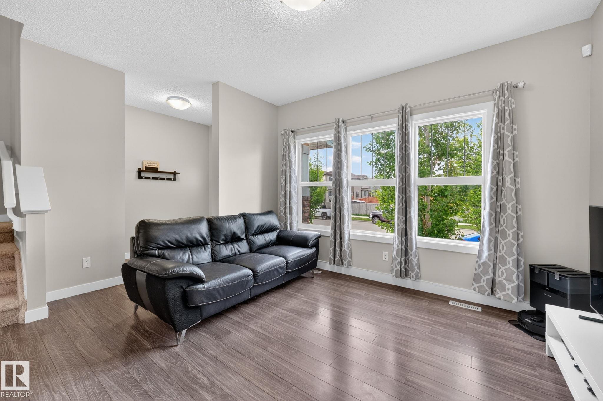 Photo 6 at 165 Robinson Drive, Robinson, Leduc