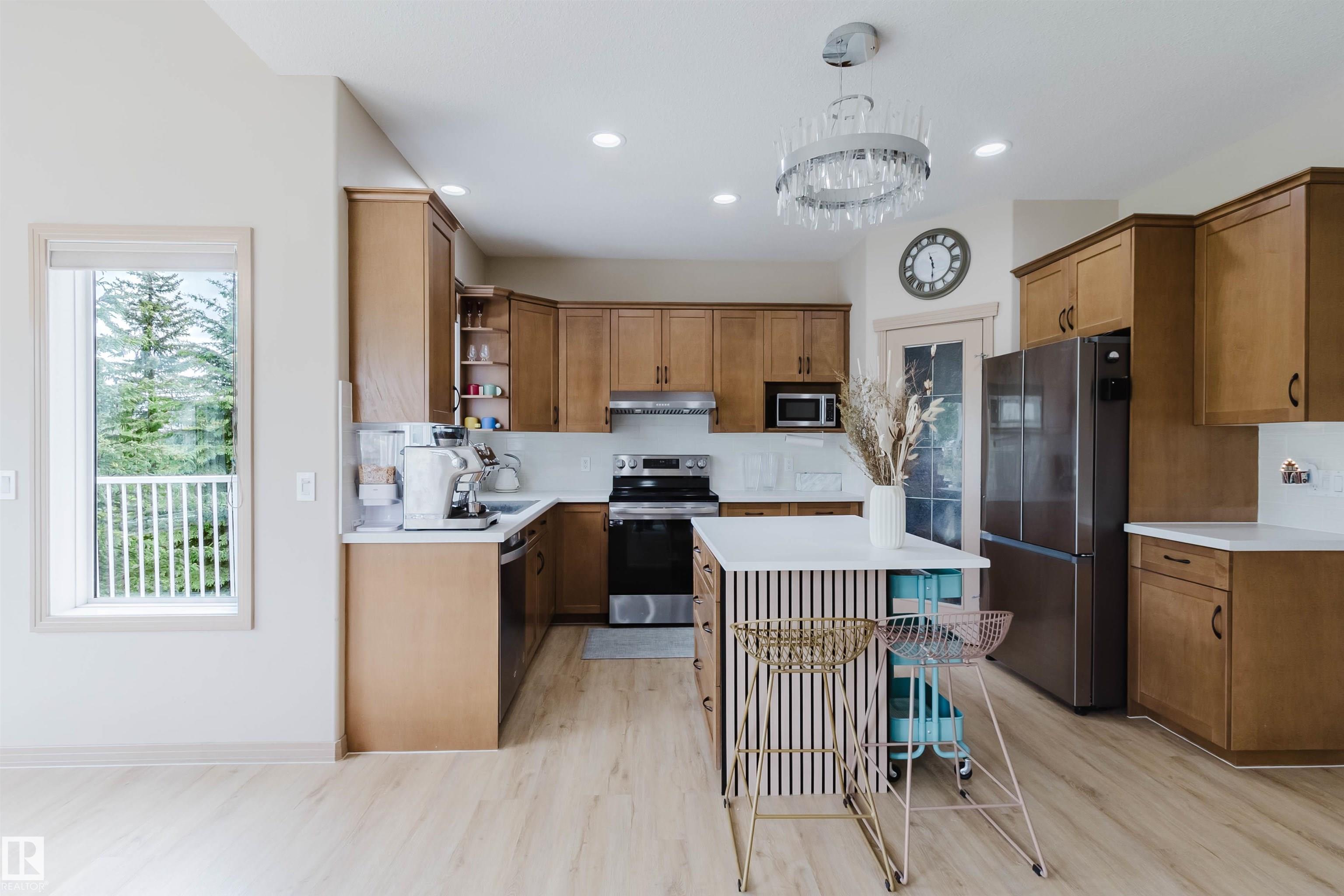Photo 10 at 2236 Garnett crest NW, Glastonbury, Edmonton