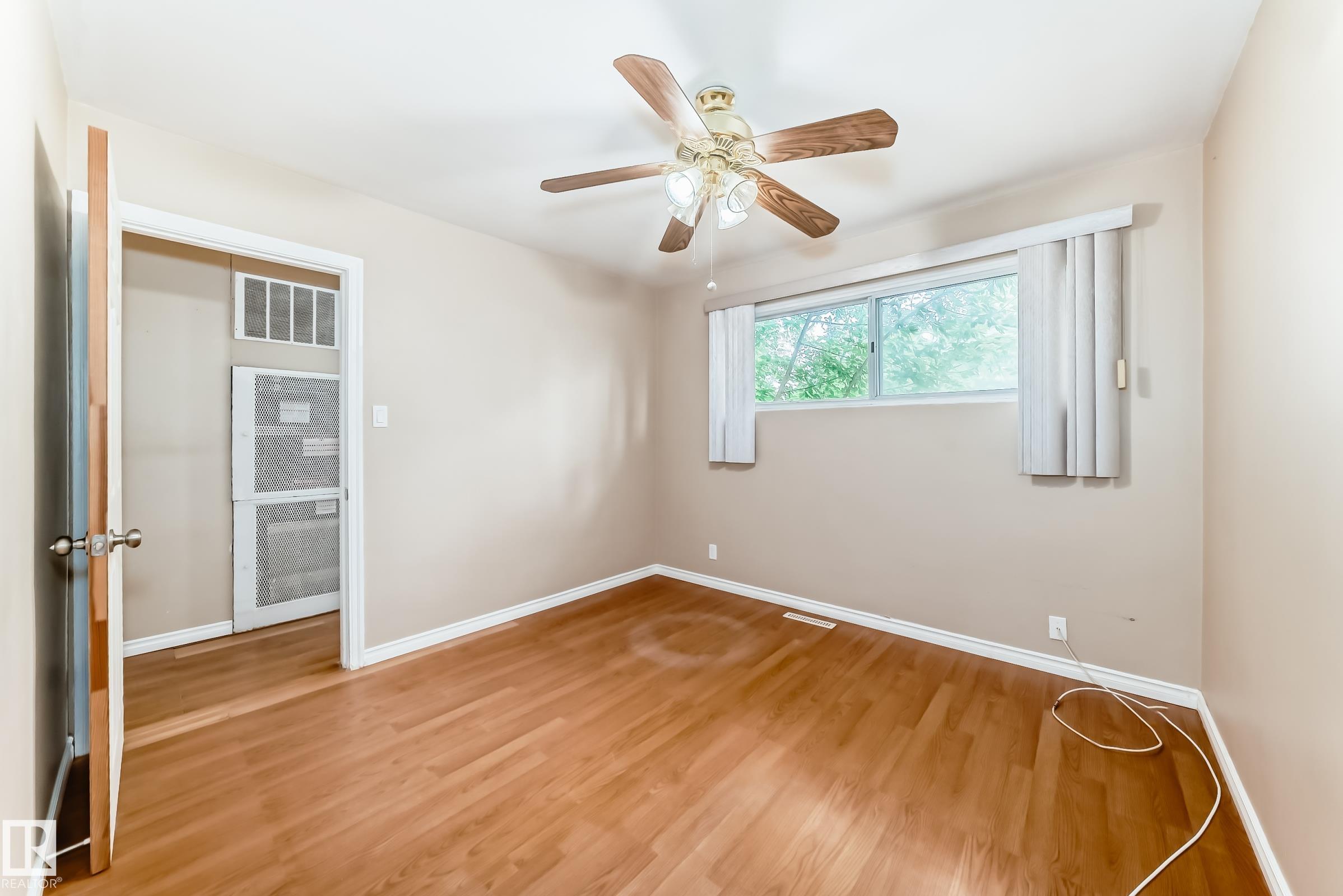 Photo 16 at 13215 132 Avenue NW, Athlone, Edmonton
