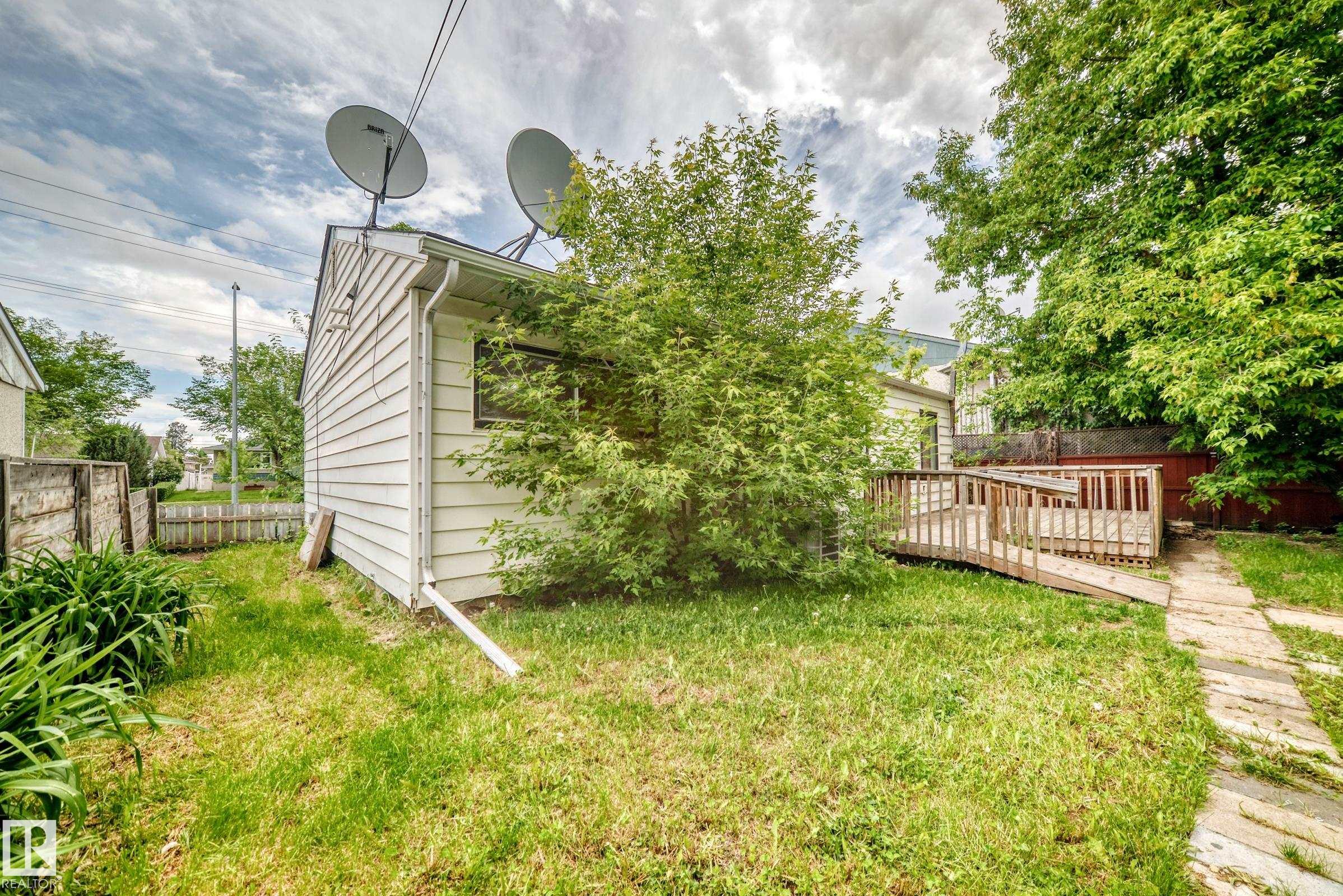 Photo 28 at 13215 132 Avenue NW, Athlone, Edmonton