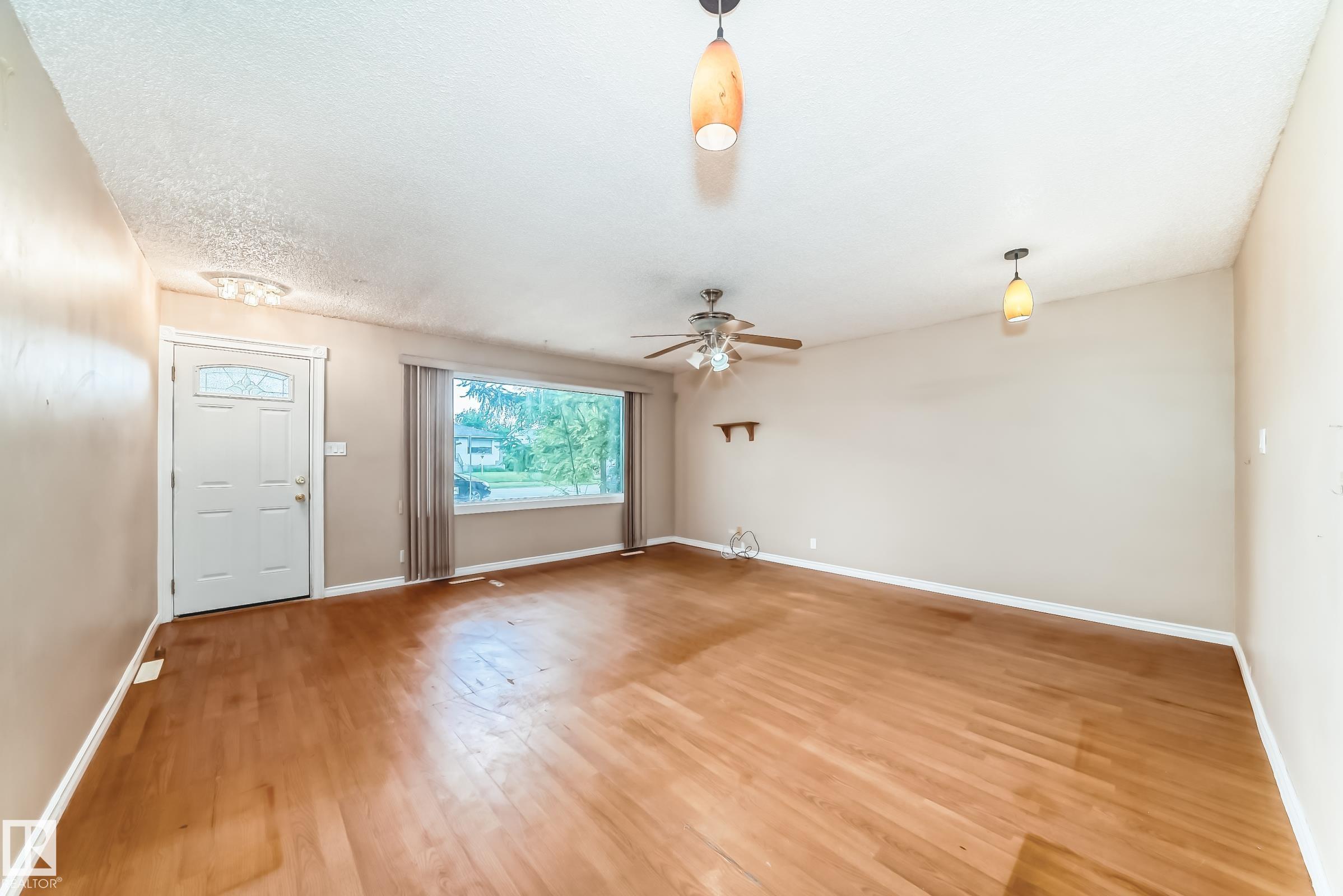 13215 132 Avenue NW, Athlone, Edmonton