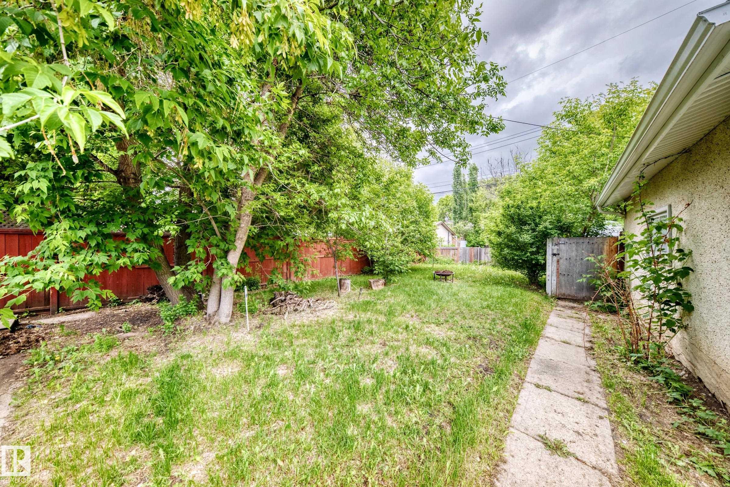 Photo 31 at 13215 132 Avenue NW, Athlone, Edmonton