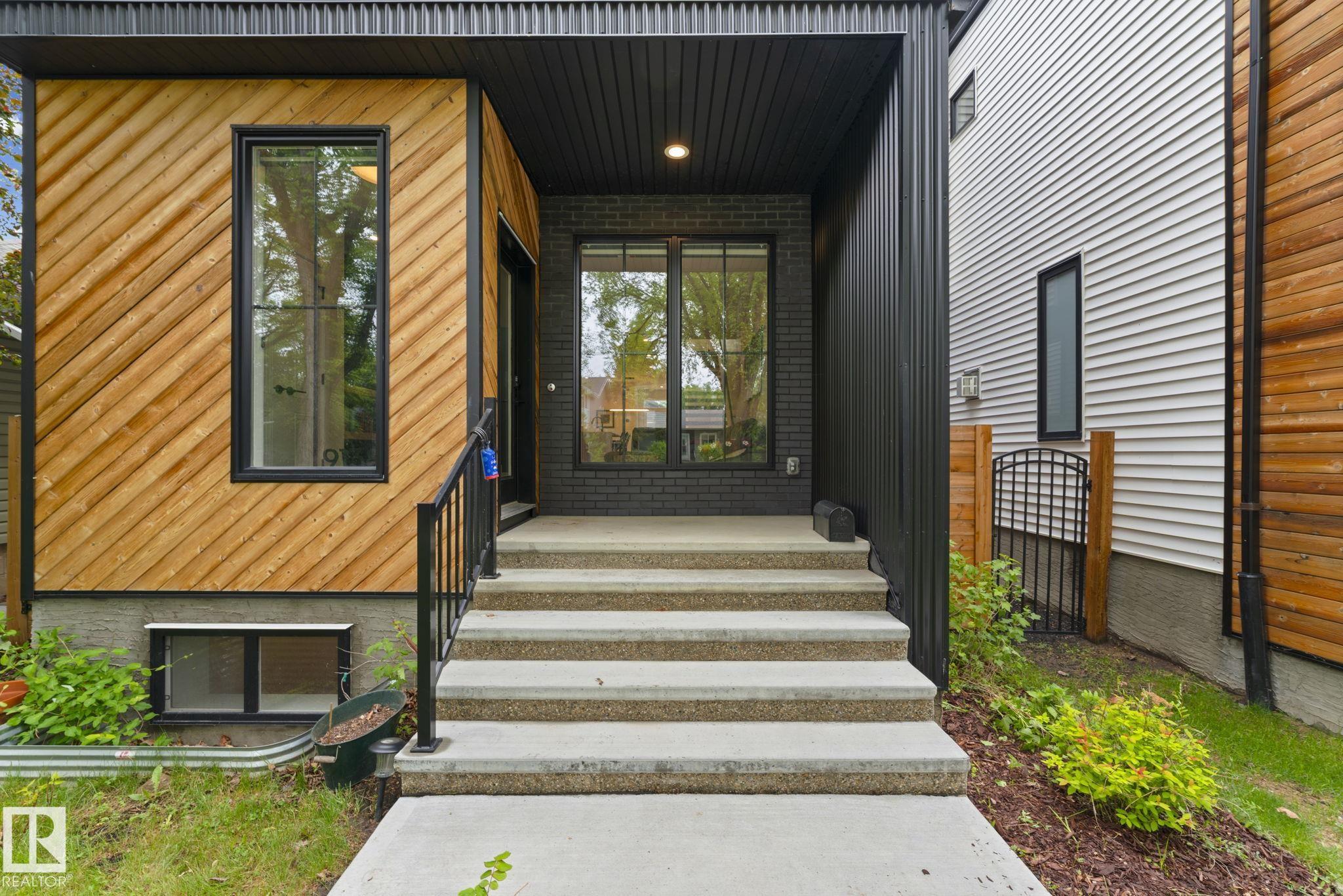 9138 71 Avenue NW, Hazeldean, Edmonton