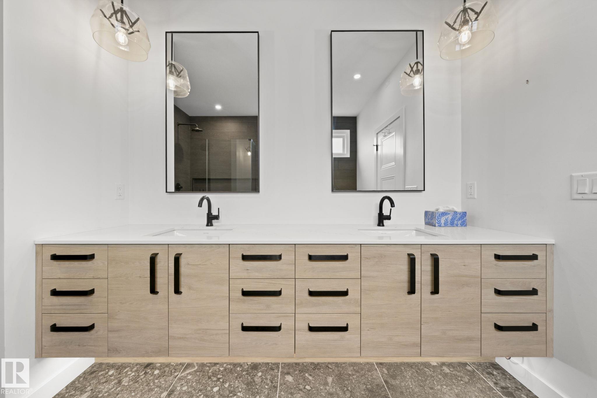 Photo 44 at 9138 71 Avenue NW, Hazeldean, Edmonton