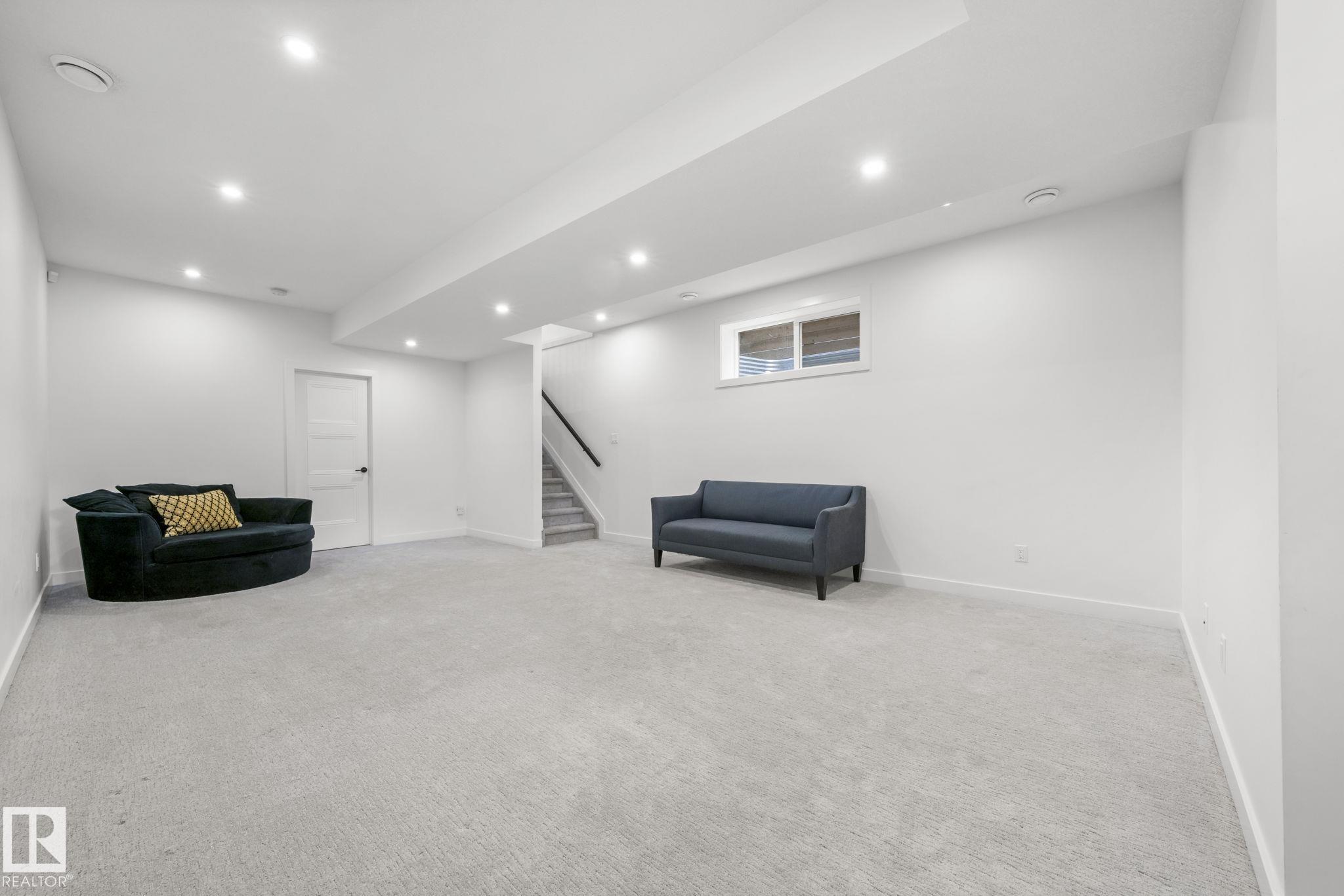 Photo 47 at 9138 71 Avenue NW, Hazeldean, Edmonton