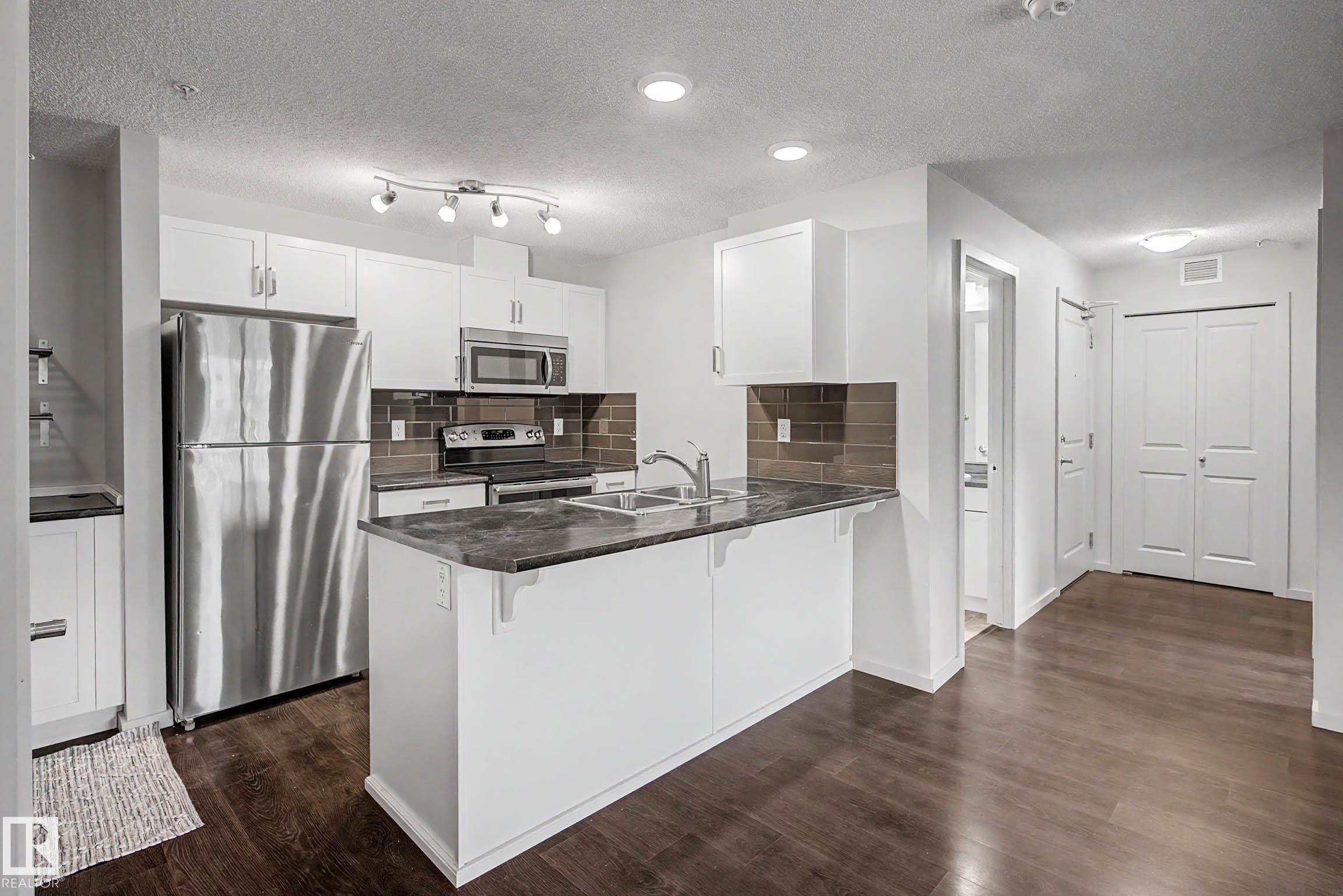 327 - 5515 7 Avenue SW, Charlesworth, Edmonton