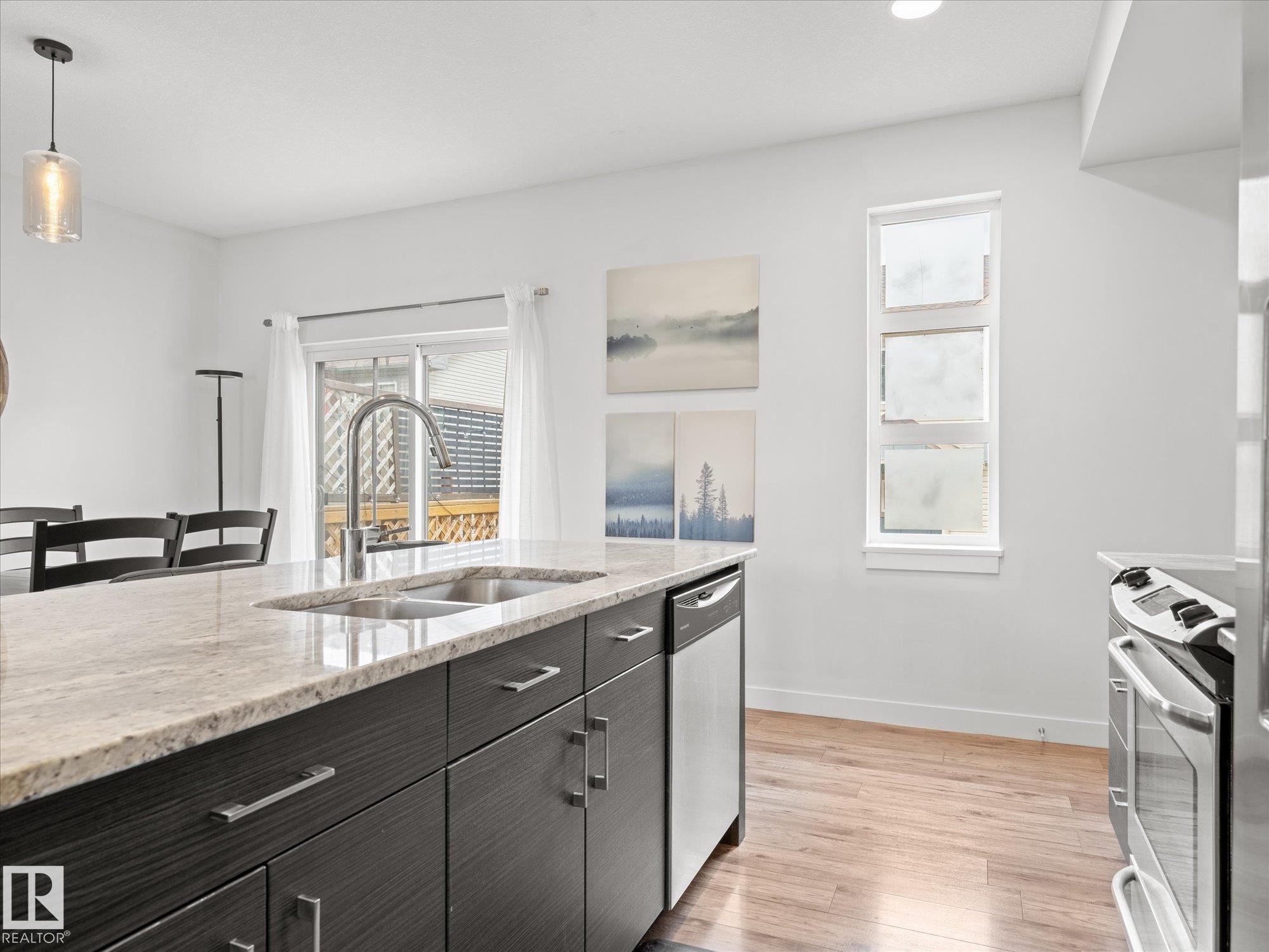 Photo 8 at 27 - 14715 125 Street NW, Baranow, Edmonton