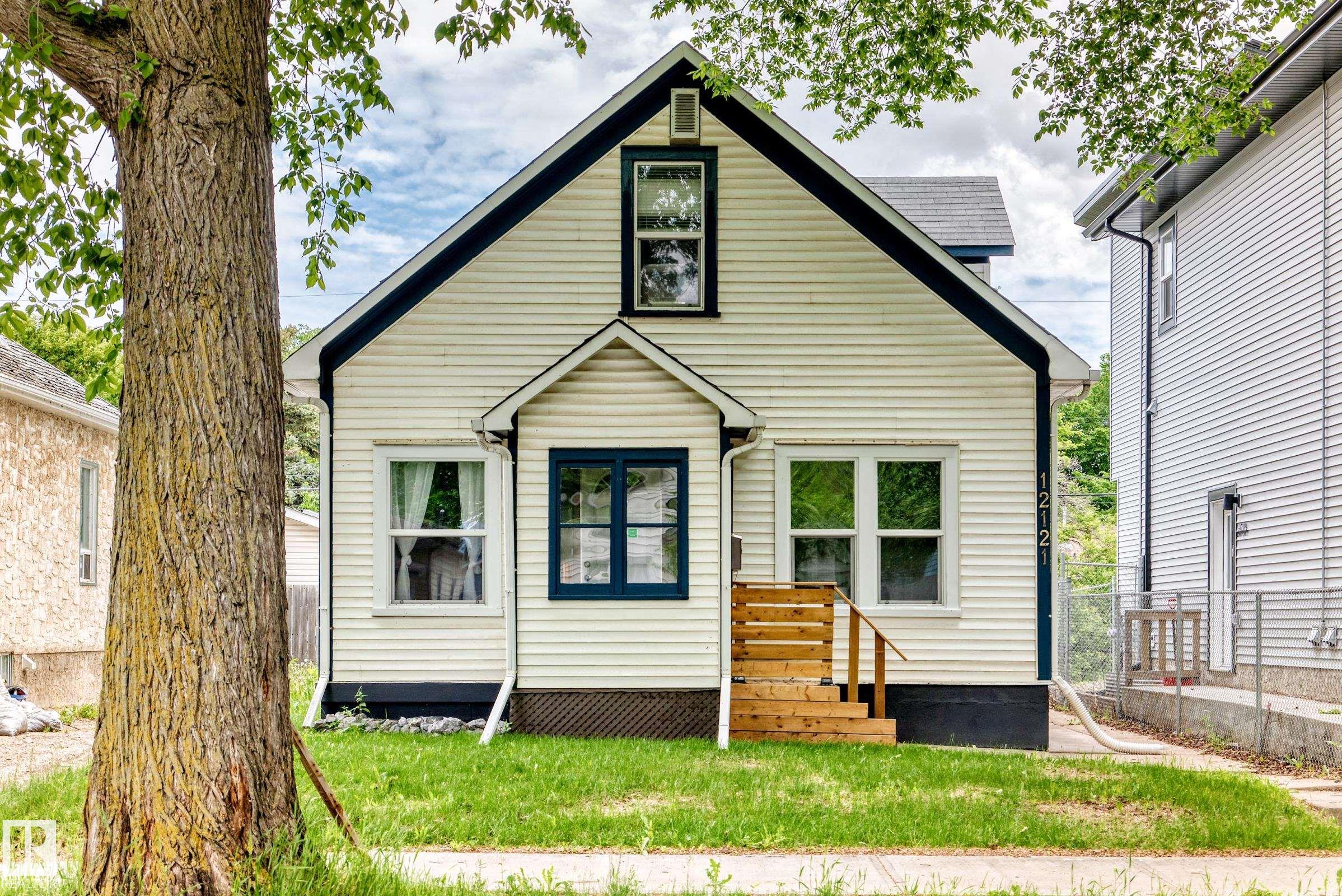 12121 64 Street NW, Montrose, Edmonton