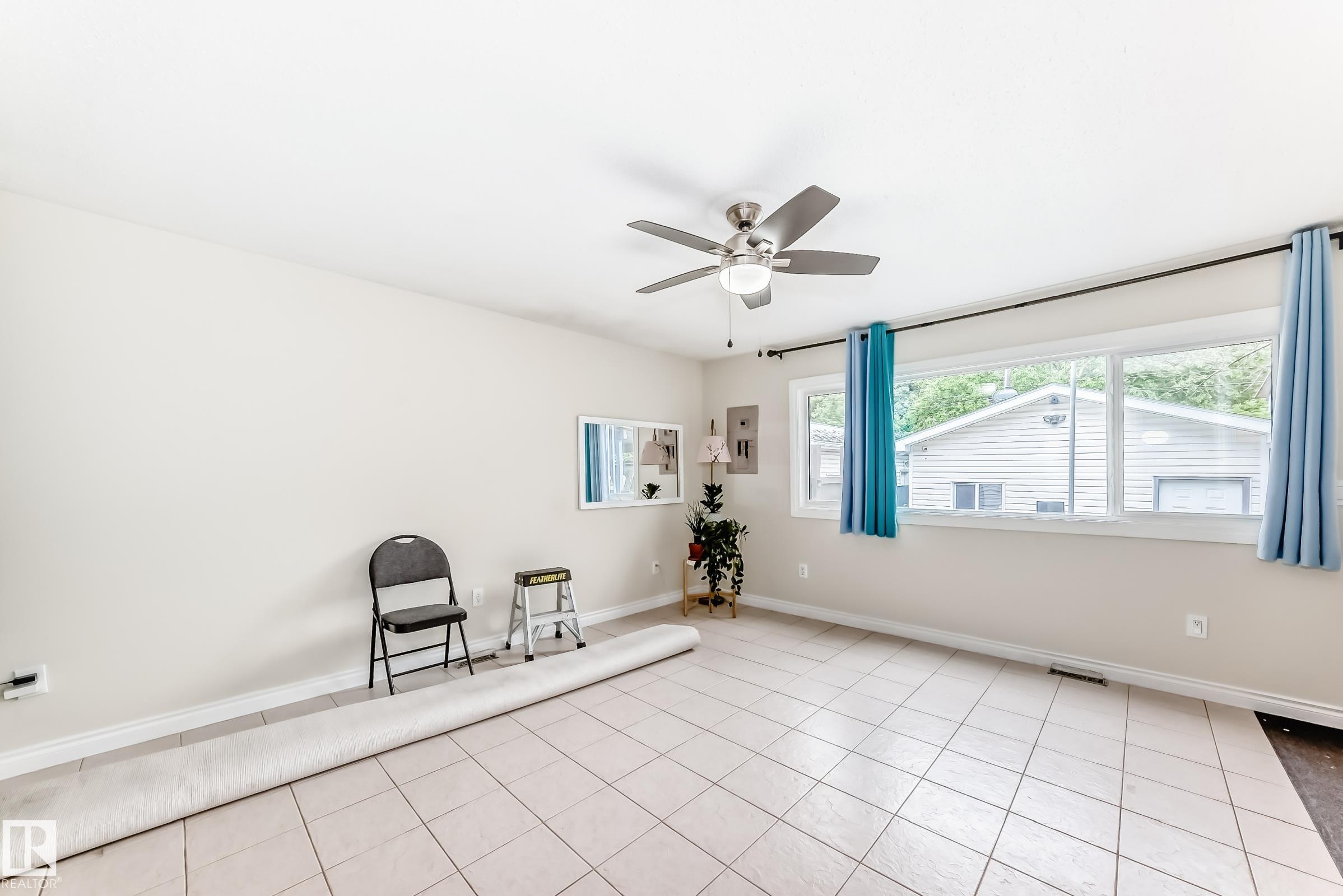 Photo 20 at 12121 64 Street NW, Montrose, Edmonton