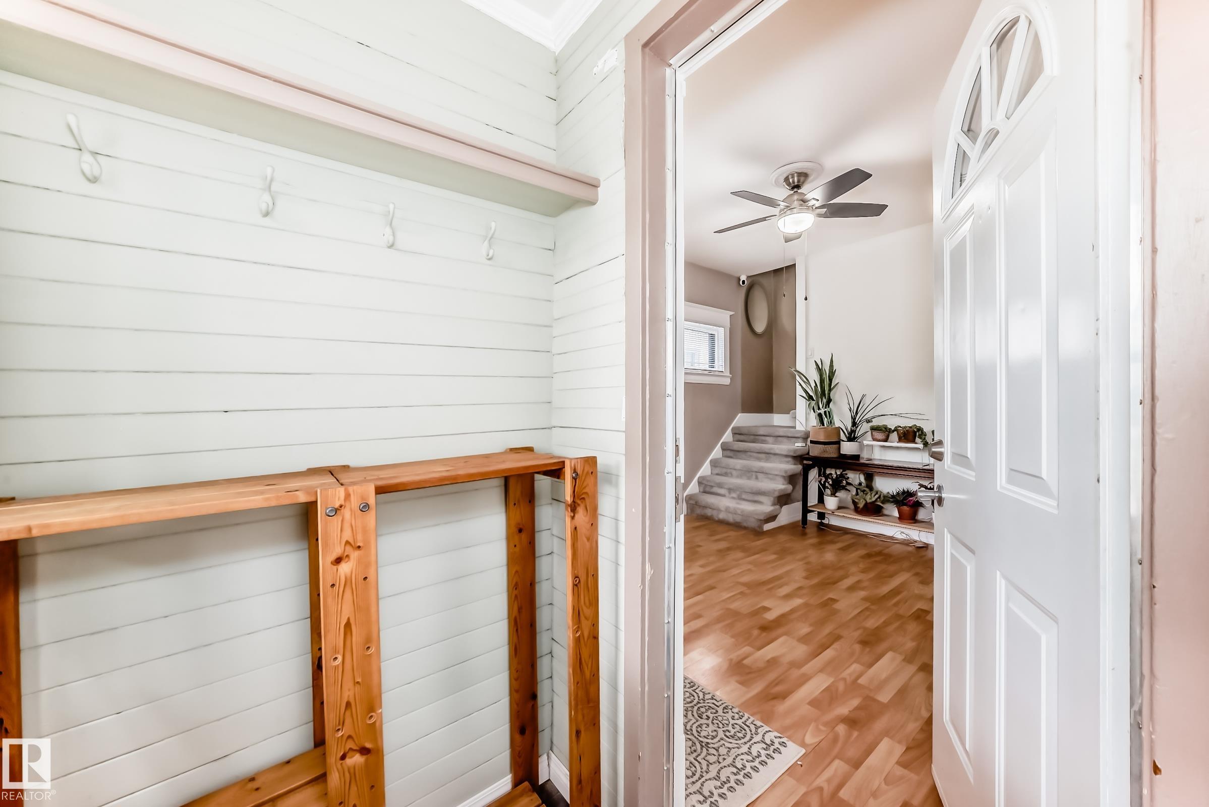 12121 64 Street NW, Montrose, Edmonton