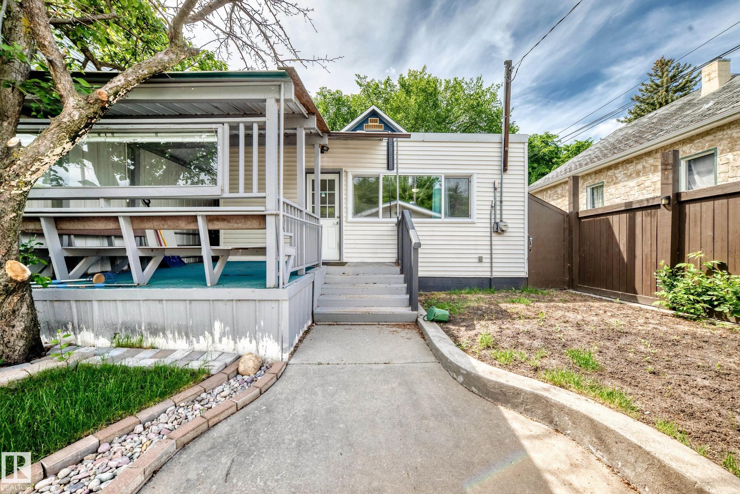 Photo 44 at 12121 64 Street NW, Montrose, Edmonton