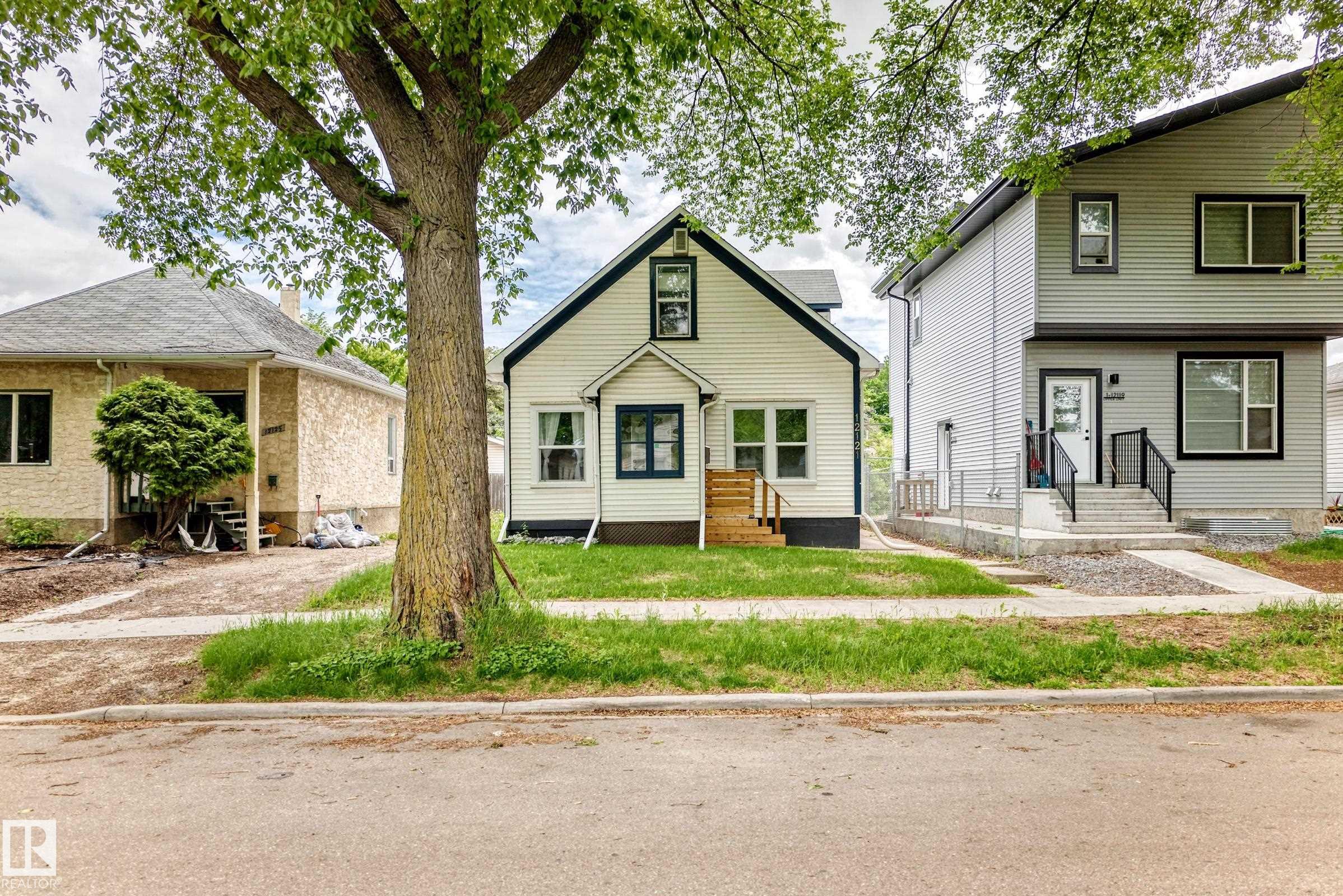 Photo 49 at 12121 64 Street NW, Montrose, Edmonton