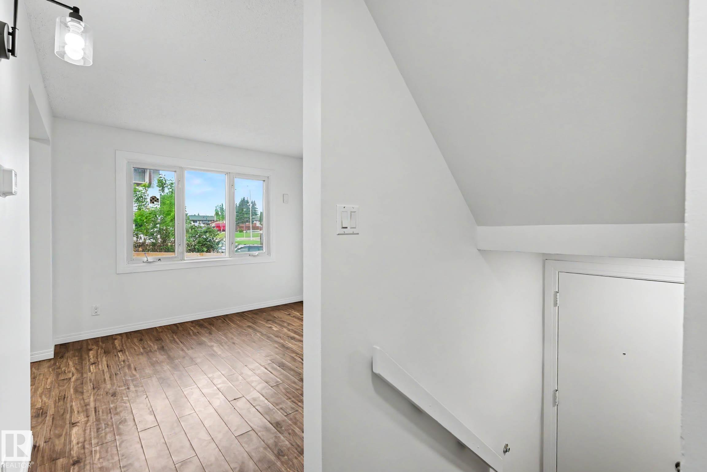 8 - 14225 82 Street NW, Kildare, Edmonton