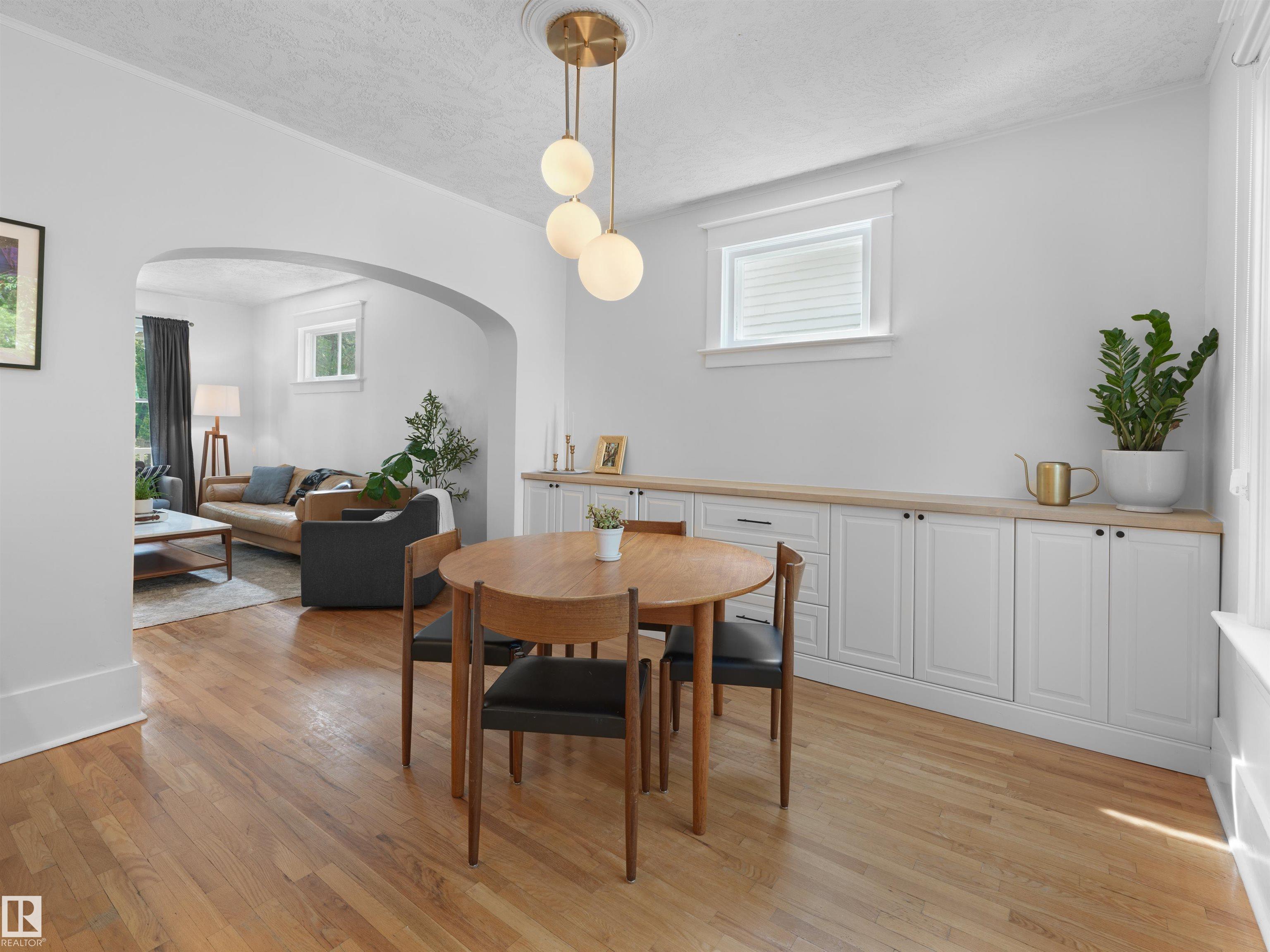 Photo 11 at 10618 126 Street NW, Westmount, Edmonton