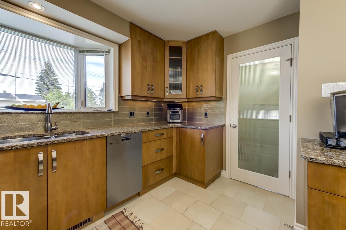 Photo 23 at 4316 117 Street NW, Royal Gardens, Edmonton