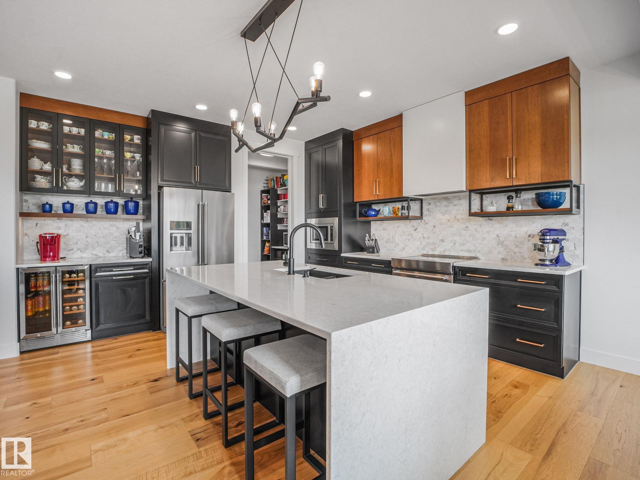 Photo 11 at 106 Edgewater Circle, Southfork, Leduc
