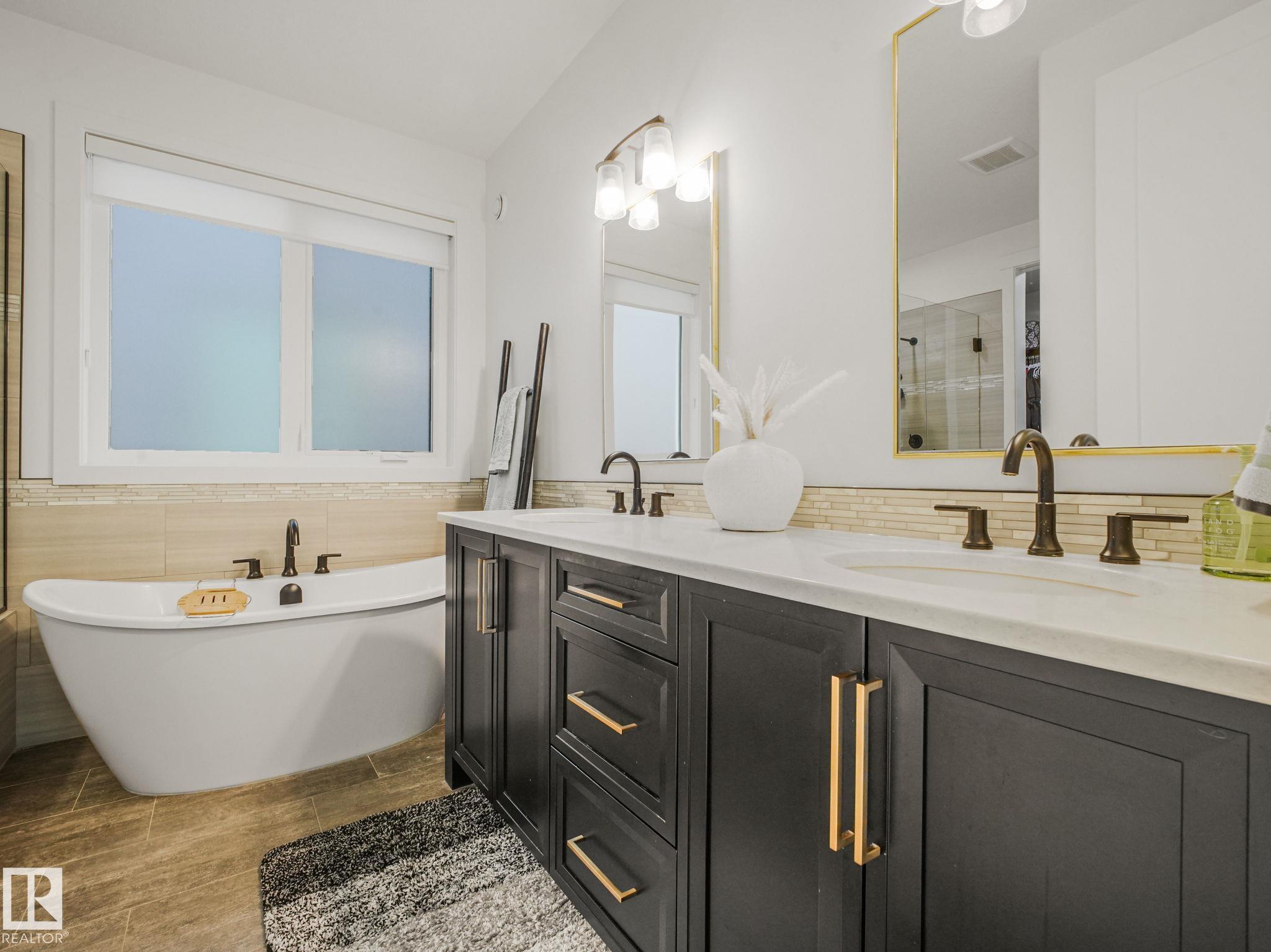 Photo 25 at 106 Edgewater Circle, Southfork, Leduc