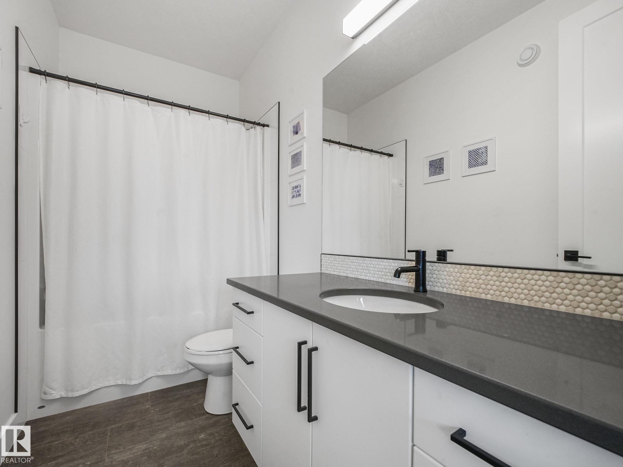 Photo 29 at 106 Edgewater Circle, Southfork, Leduc