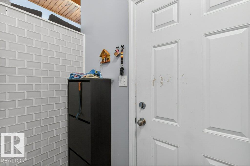 Photo 19 at 502 Lee Ridge Road NW, Lee Ridge, Edmonton
