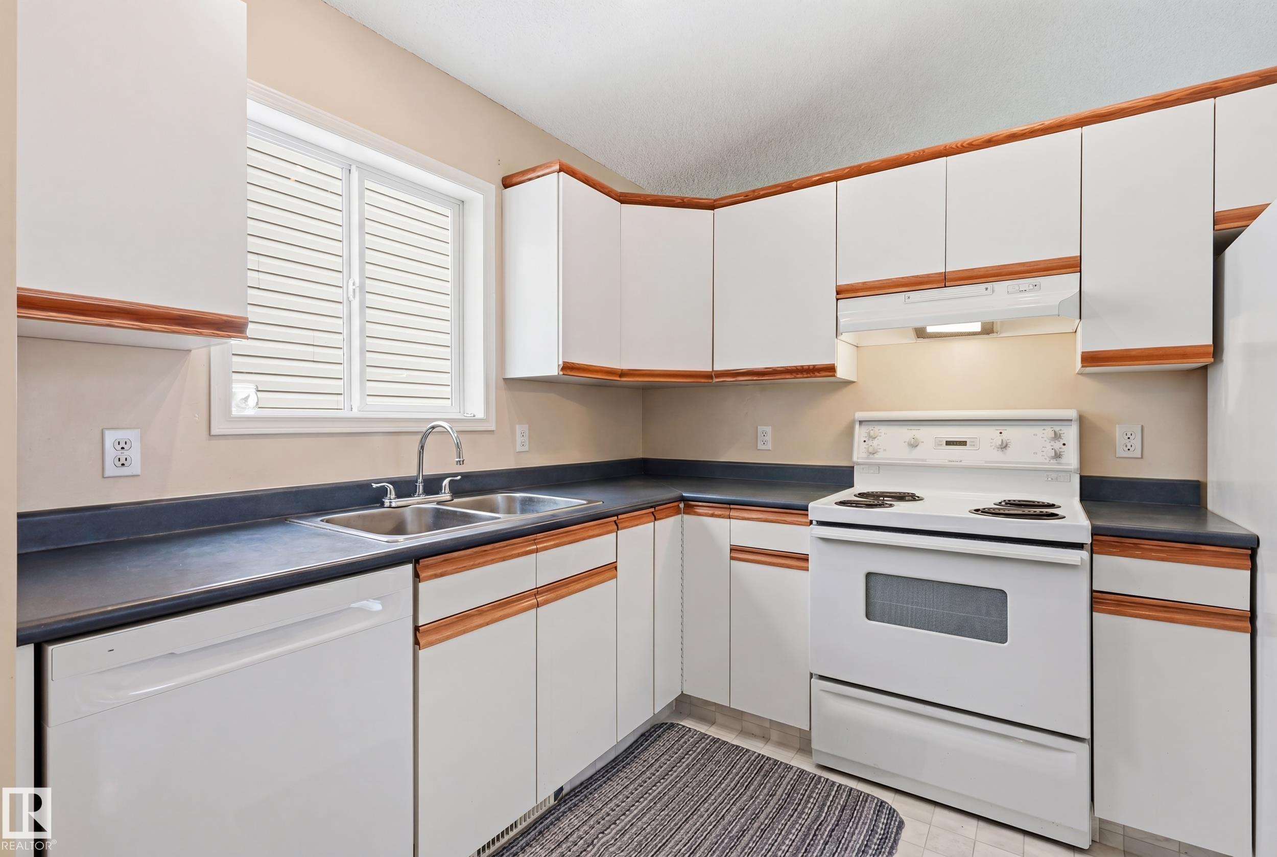 Photo 11 at 2050 Tanner Wynd NW, Terwillegar Towne, Edmonton