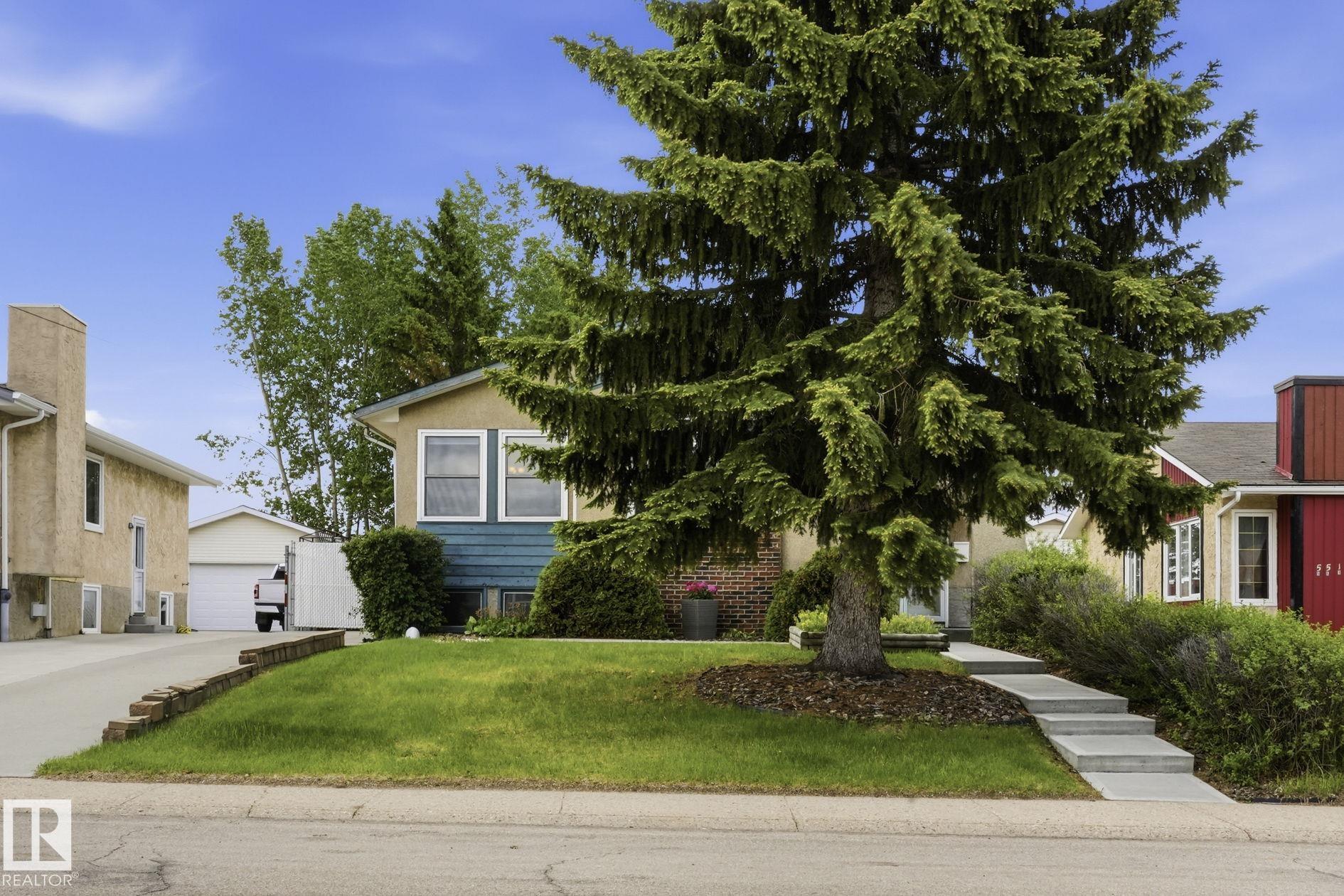 5511 10 Avenue NW, Sakaw, Edmonton