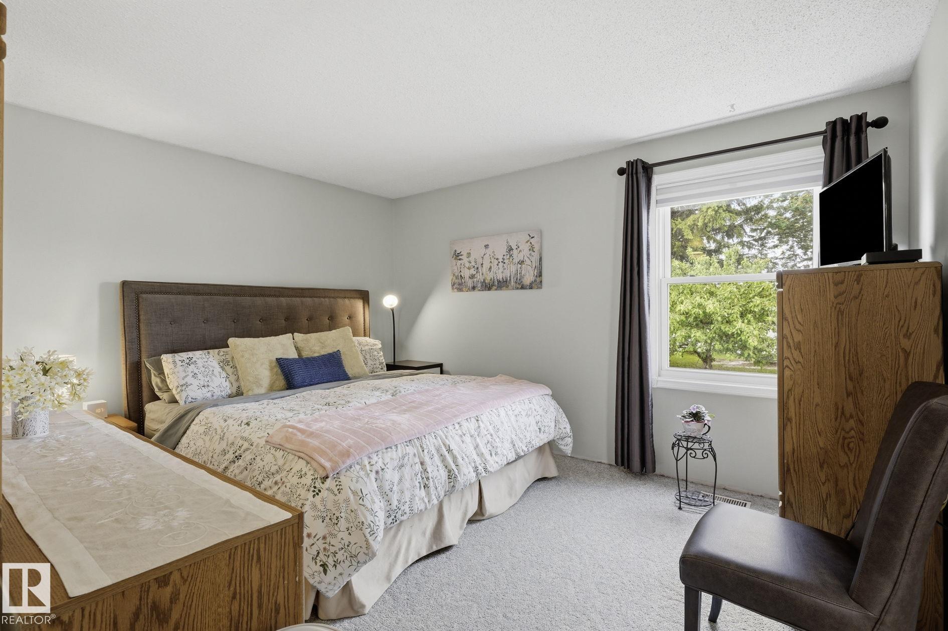 Photo 15 at 5511 10 Avenue NW, Sakaw, Edmonton