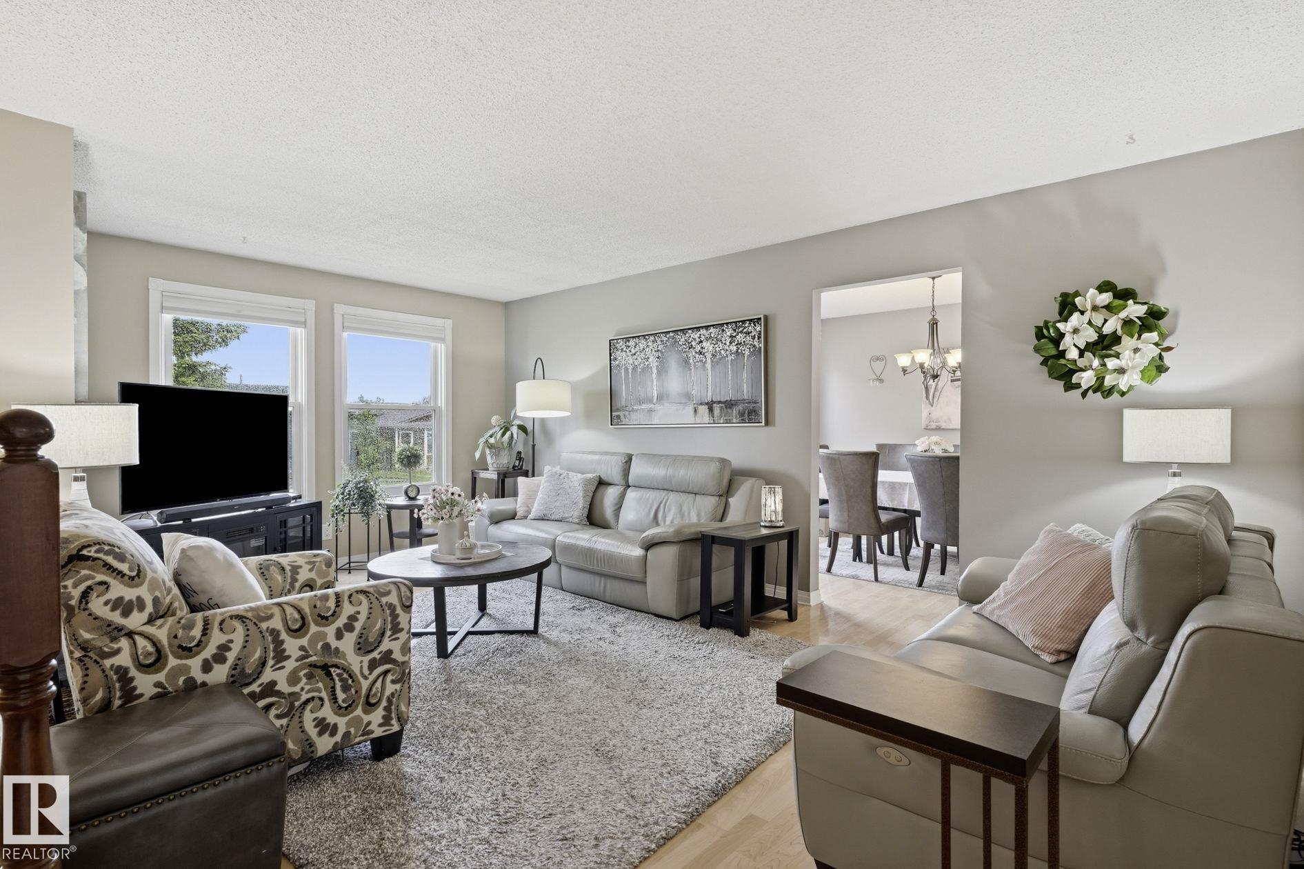 5511 10 Avenue NW, Sakaw, Edmonton