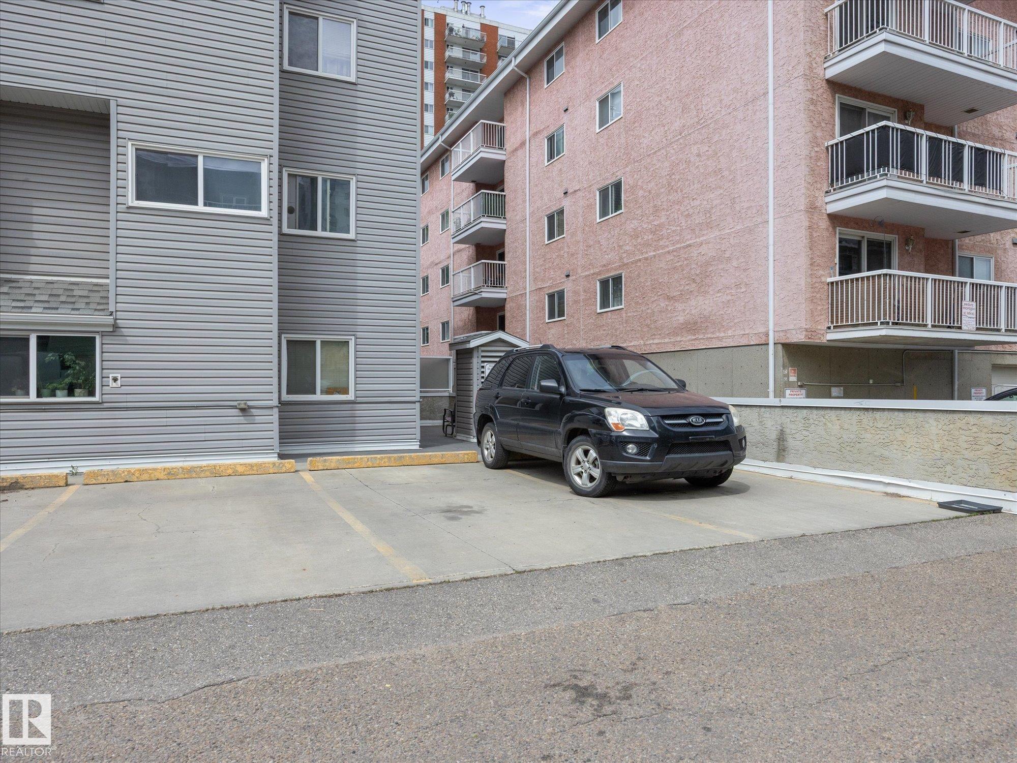 Photo 15 at 110 - 10139 117 Street NW, Wîhkwêntôwin, Edmonton