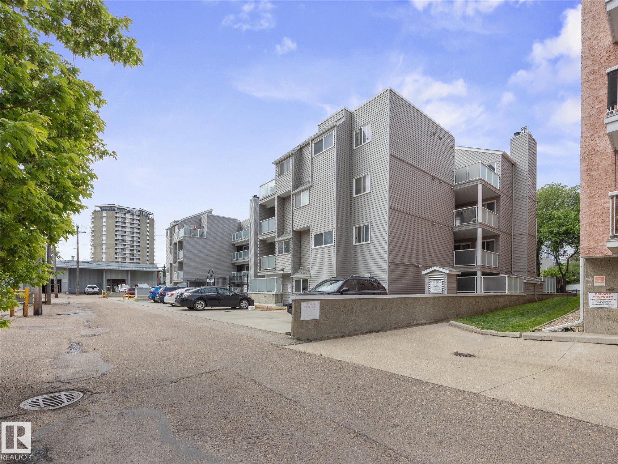 Photo 16 at 110 - 10139 117 Street NW, Wîhkwêntôwin, Edmonton